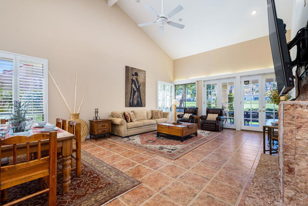 77283 Calle Mazatlan