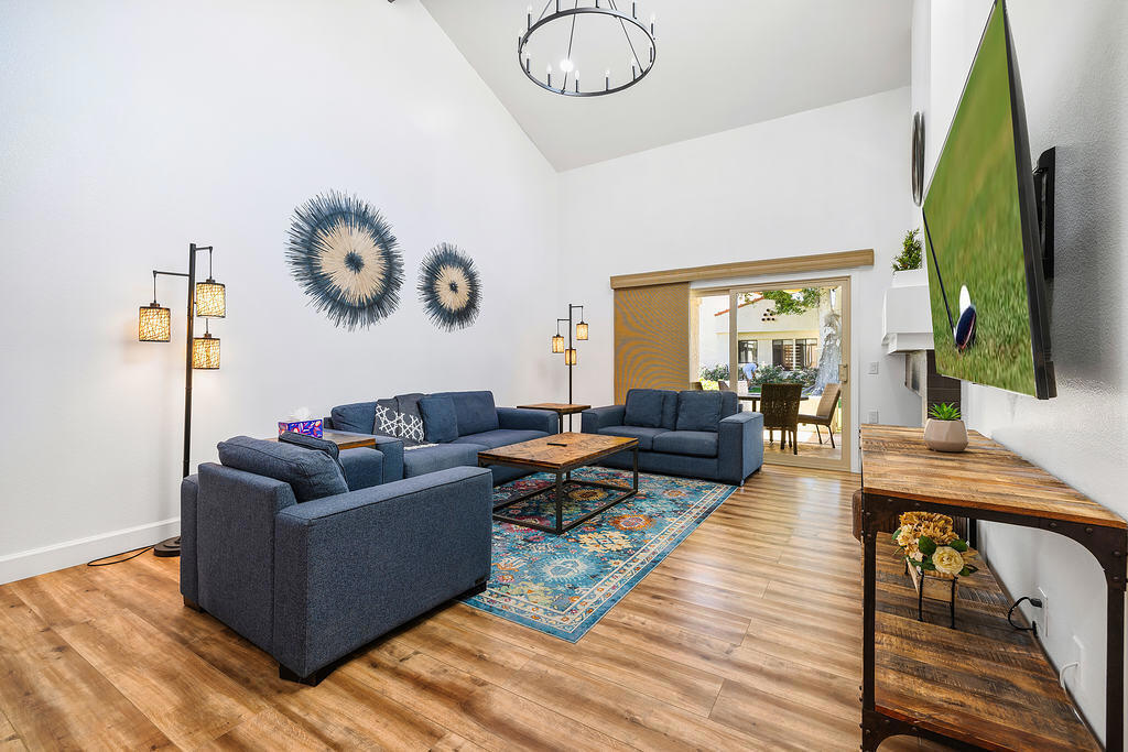 49986 Avenida Obregon