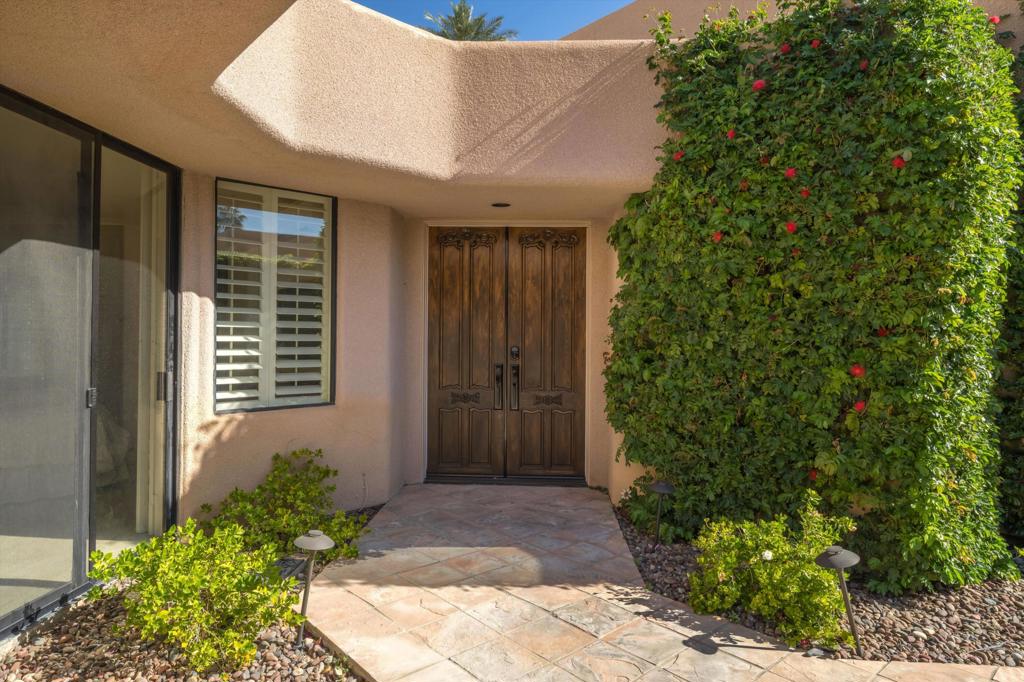 76895 Avenida Fernando