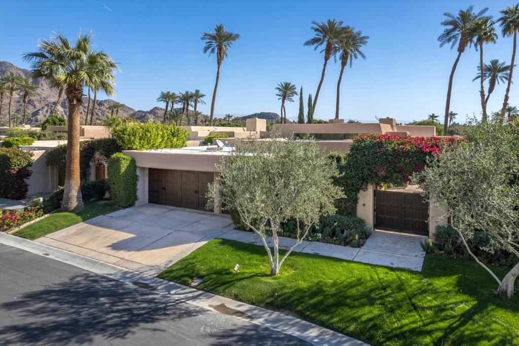 76895 Avenida Fernando