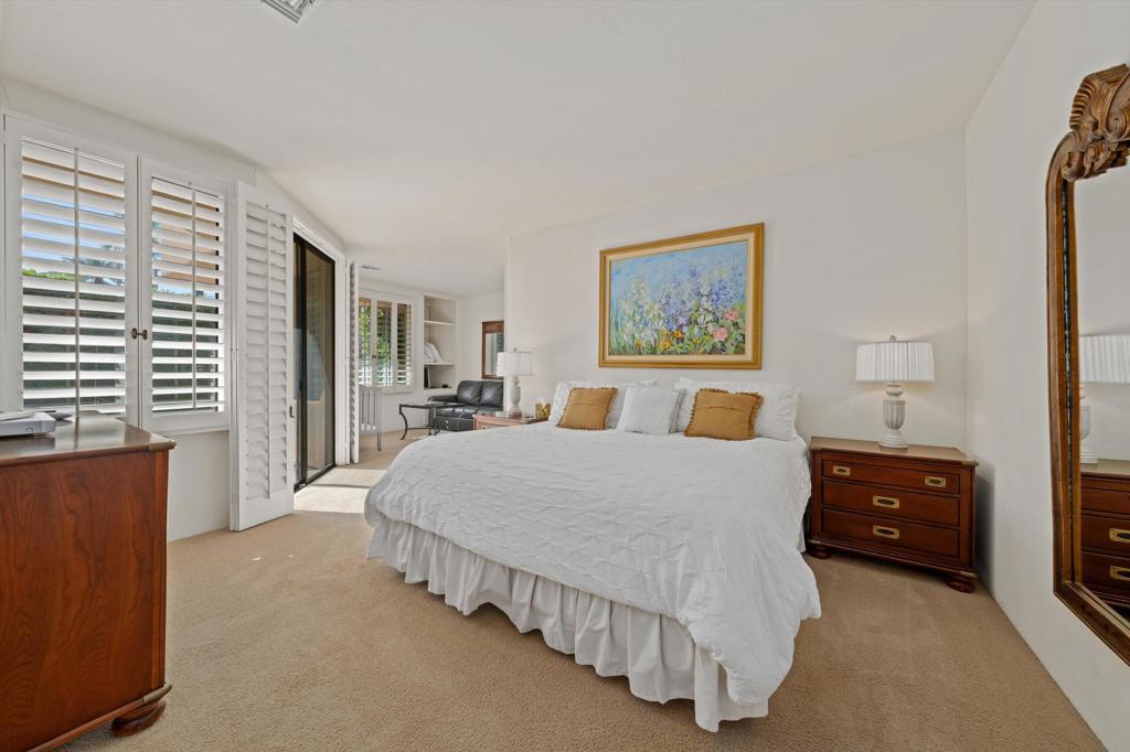 76895 Avenida Fernando