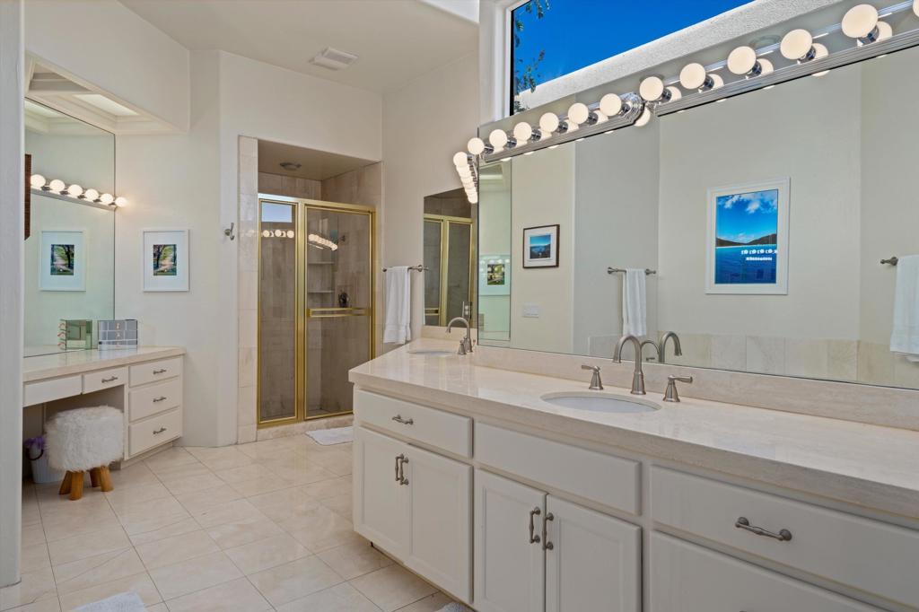 76895 Avenida Fernando