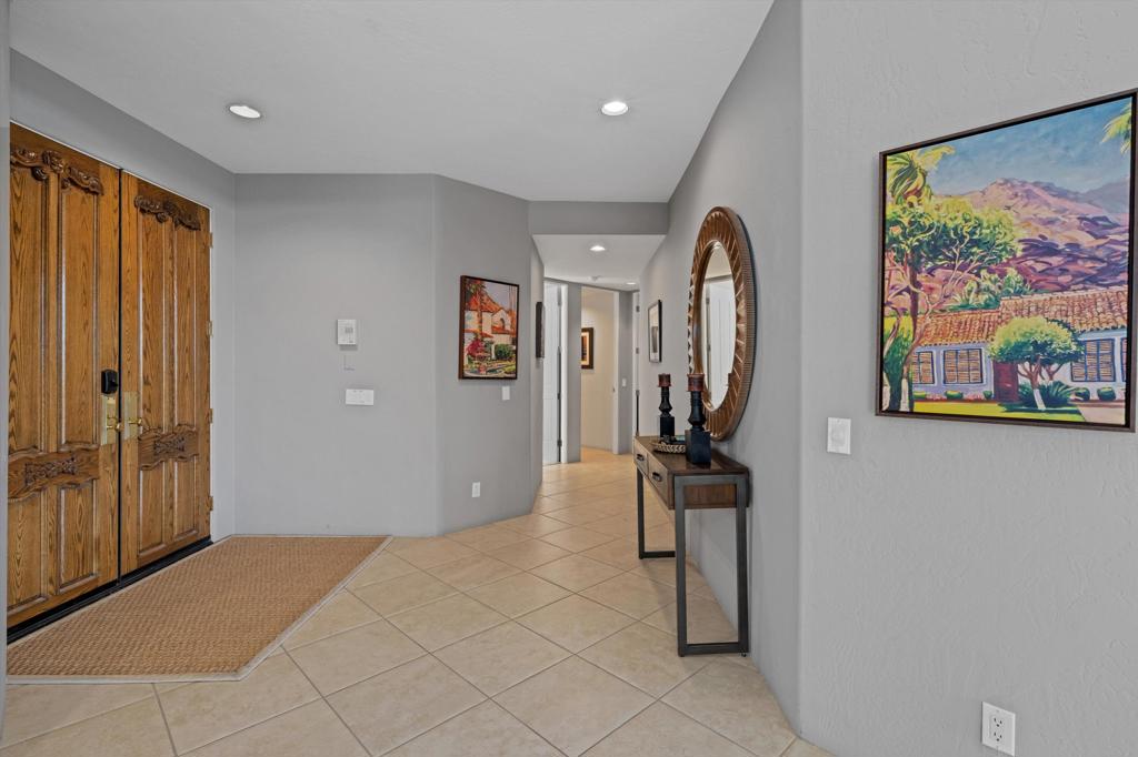 76895 Avenida Fernando