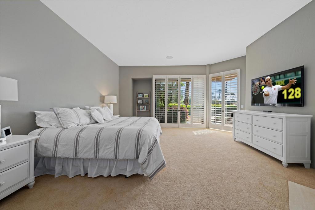 76895 Avenida Fernando