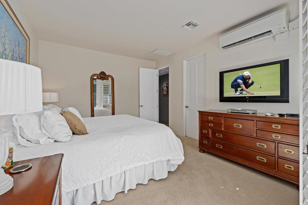 76895 Avenida Fernando