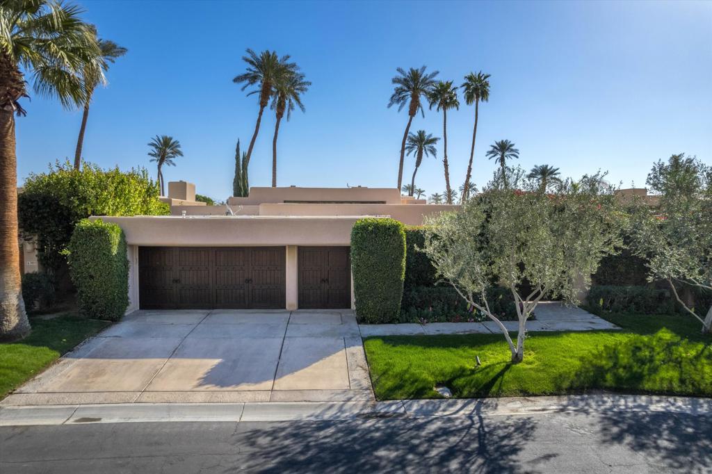 76895 Avenida Fernando