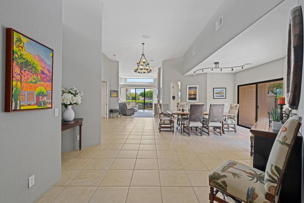 76895 Avenida Fernando