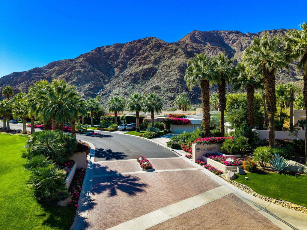 76970 Avenida Fernando