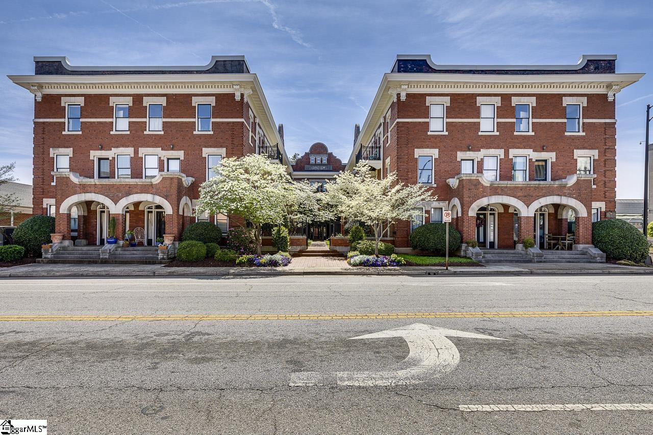 400 E Washington Street Unit 26