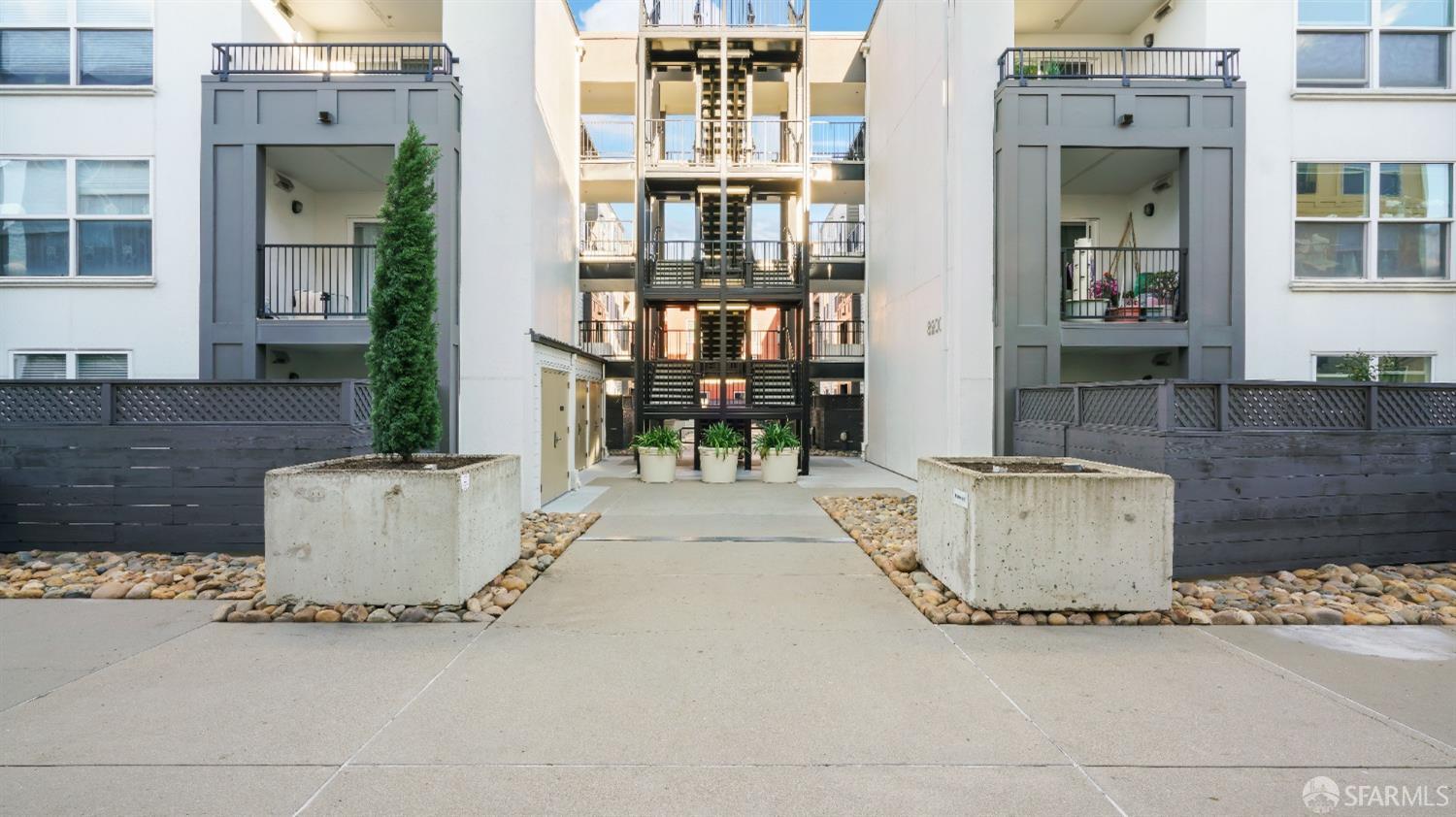 8100 Oceanview Terrace # 114