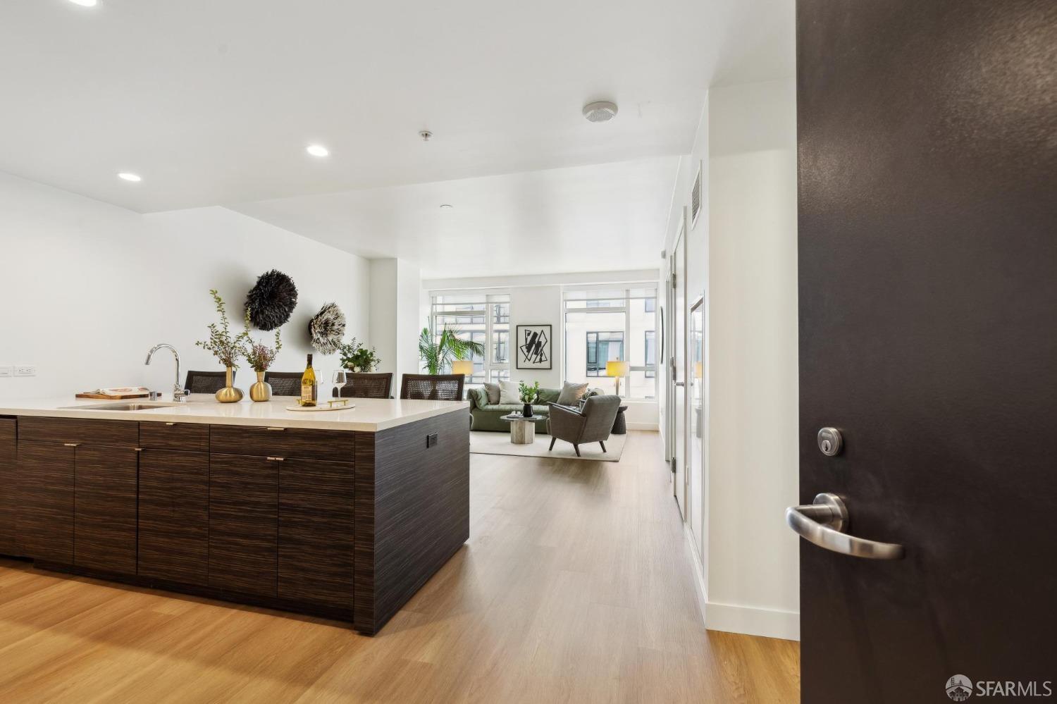 1688 Pine Street # E1209