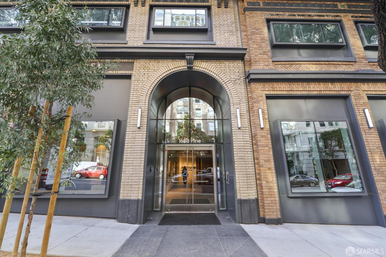 1688 Pine Street # E1209