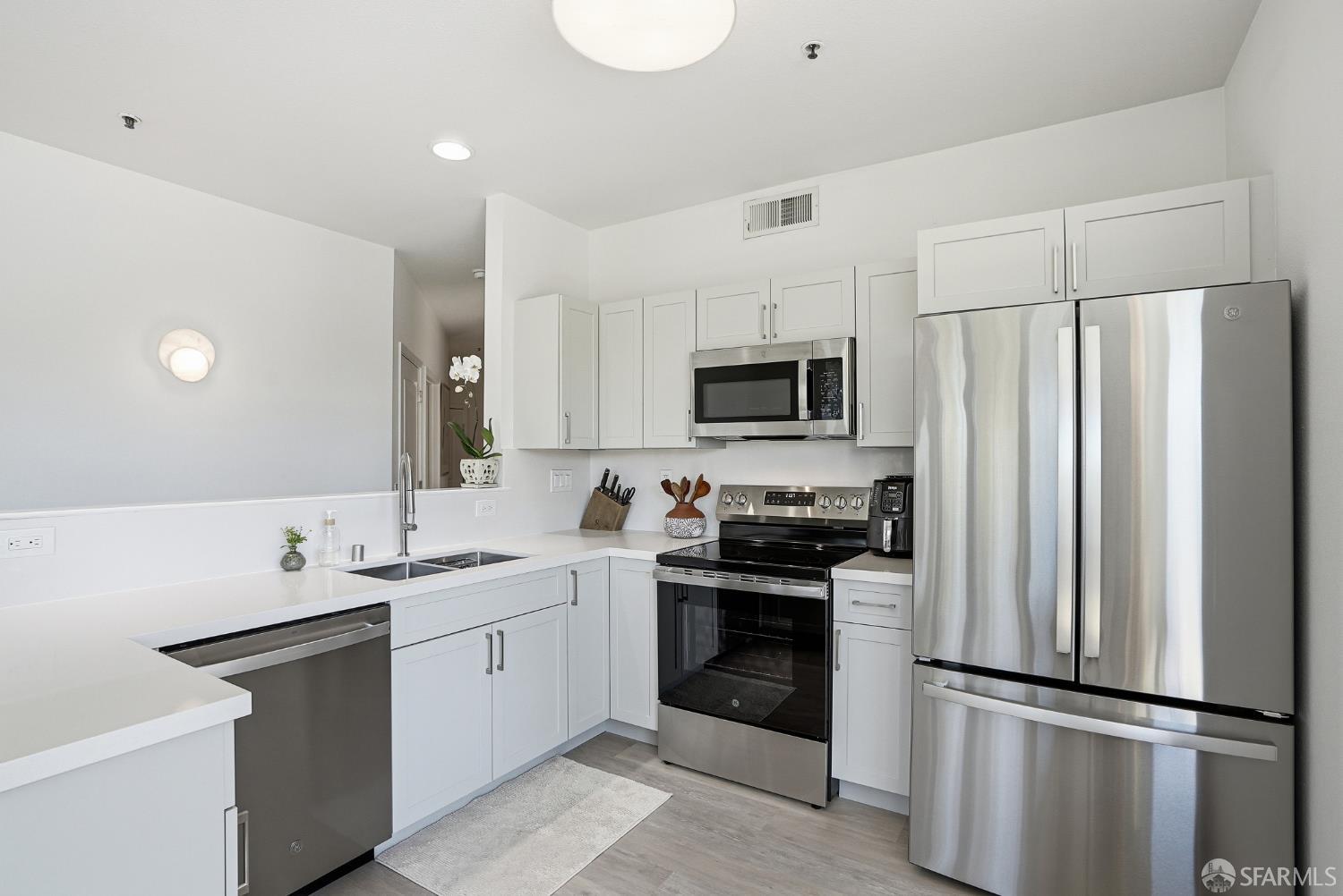 655 12th Street # 211