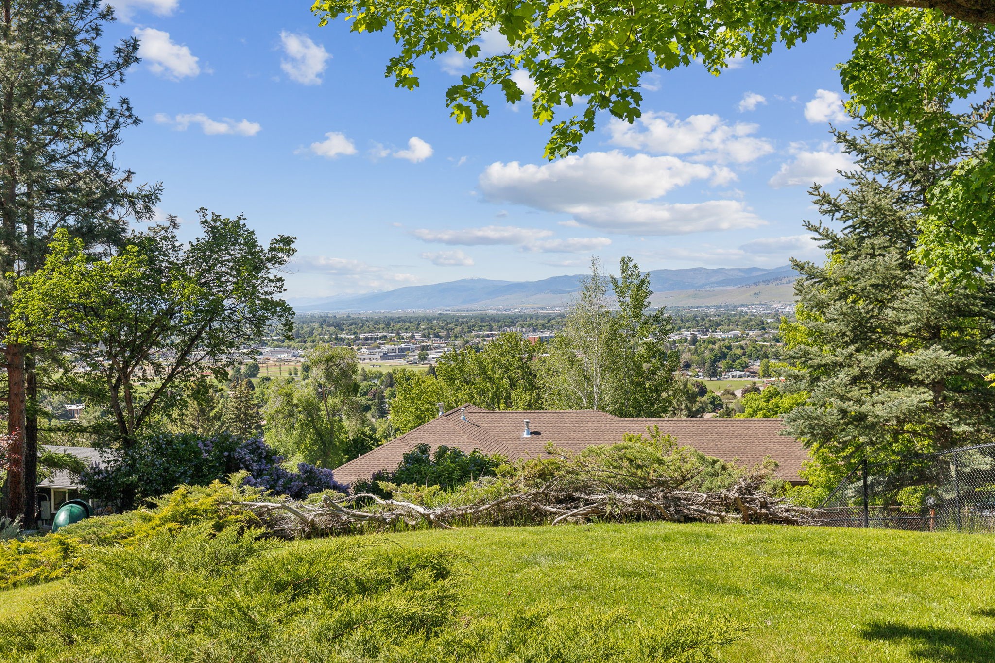 402 Westview Drive