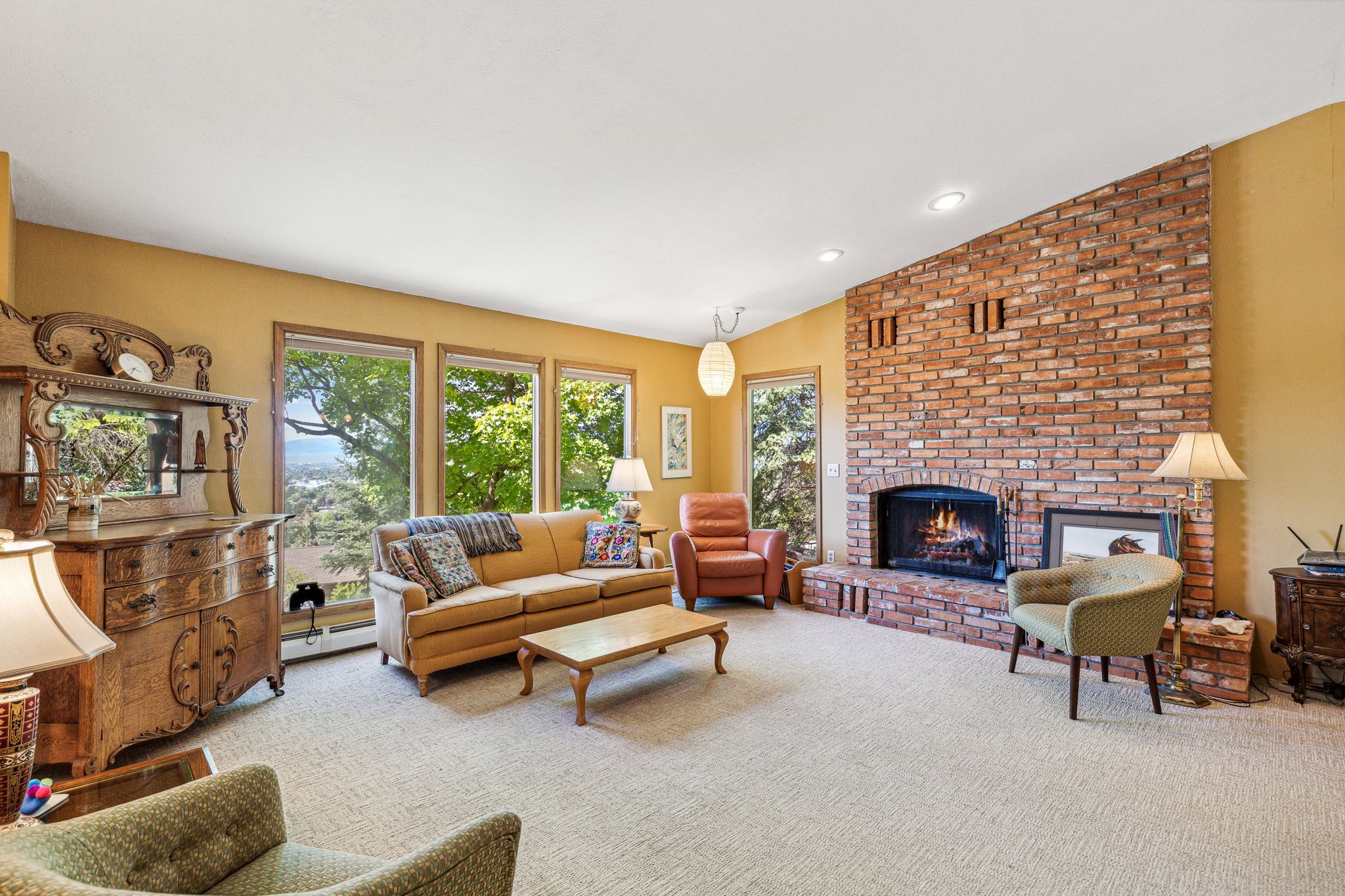 402 Westview Drive