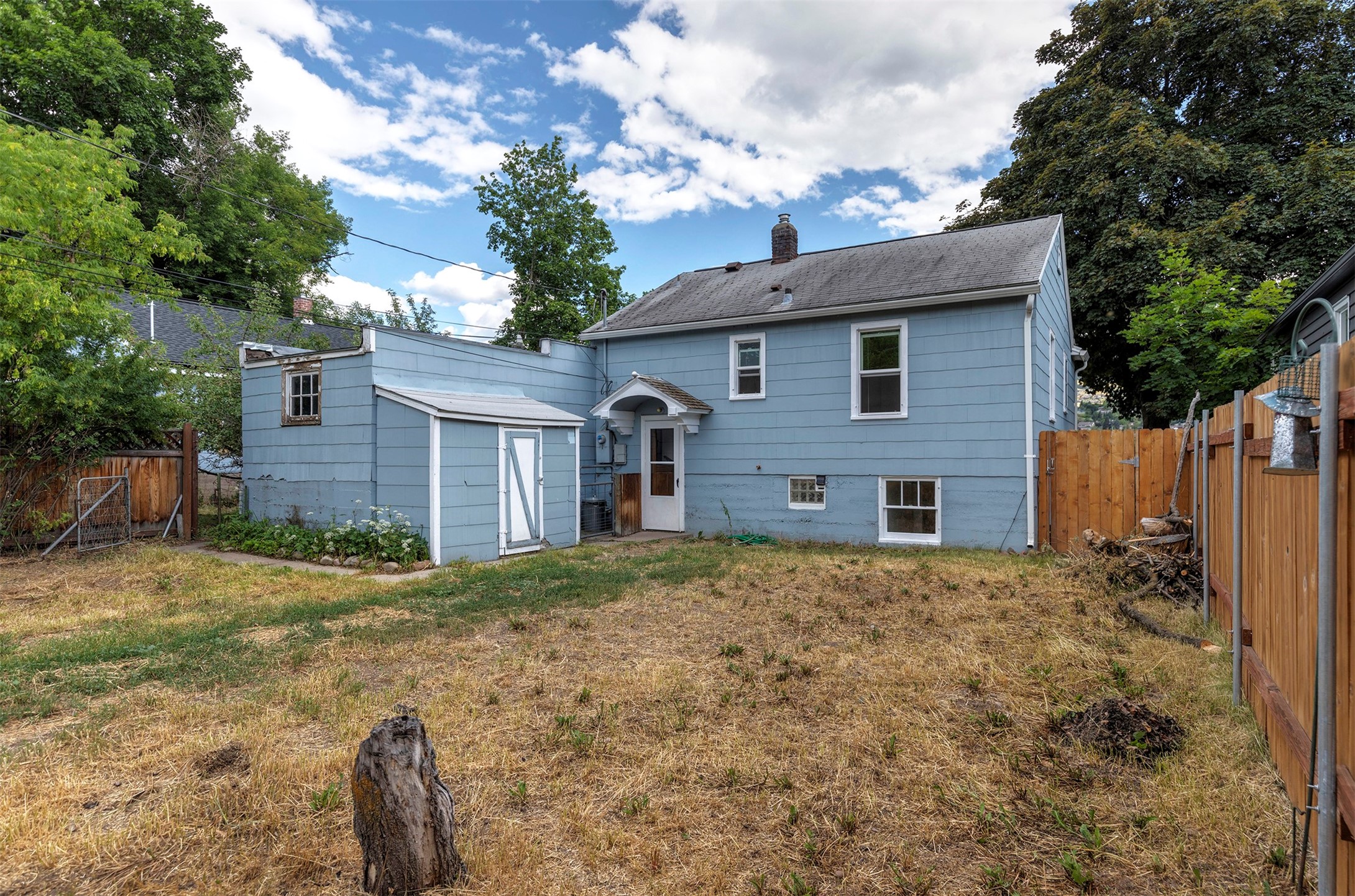 120 South Avenue E