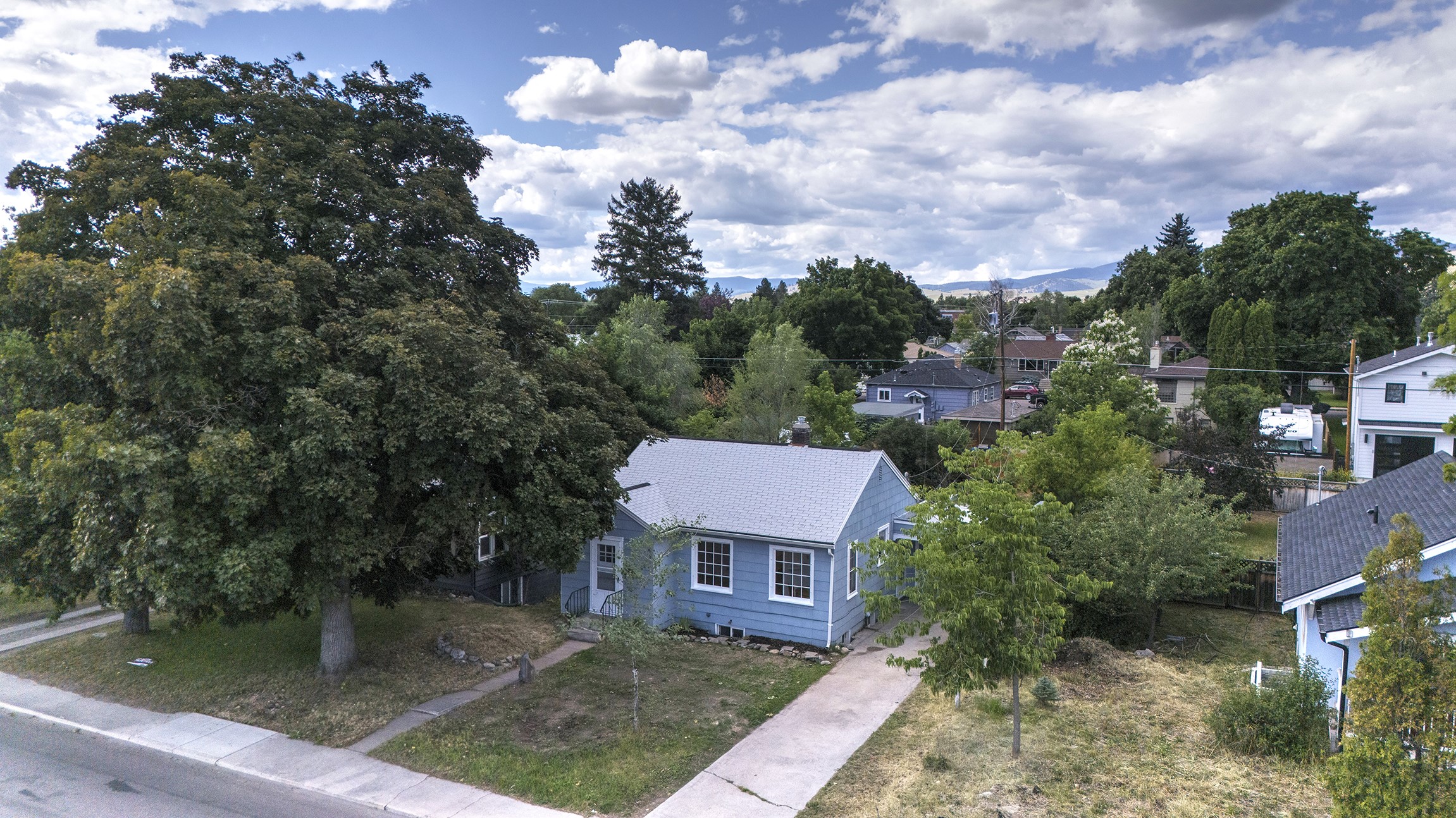 120 South Avenue E