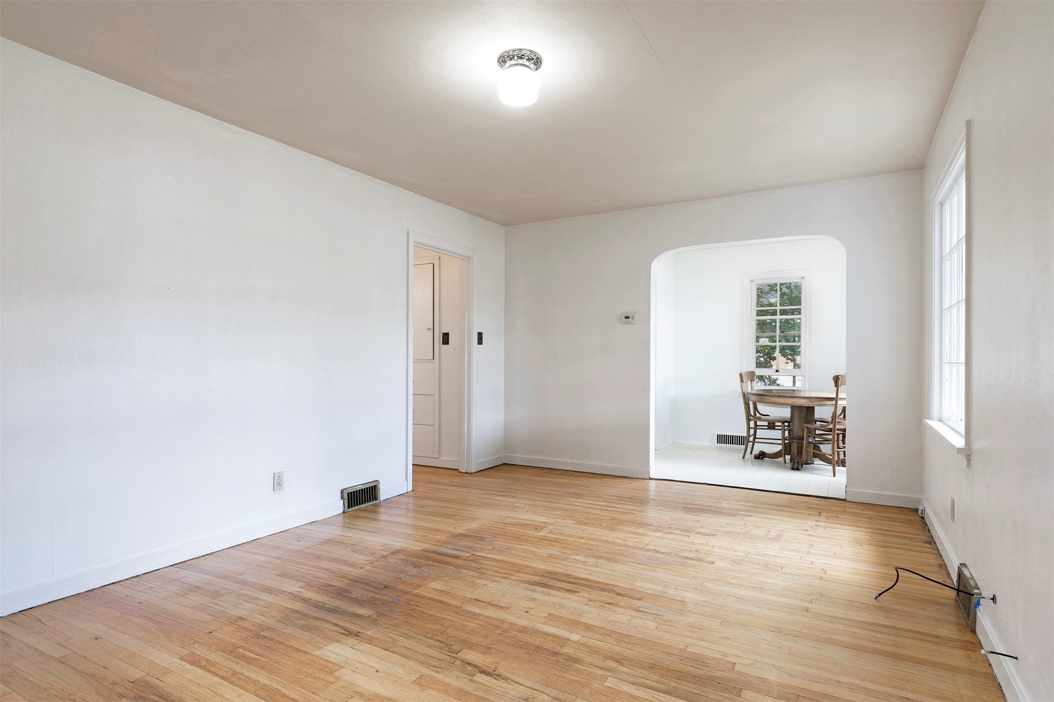 120 South Avenue E