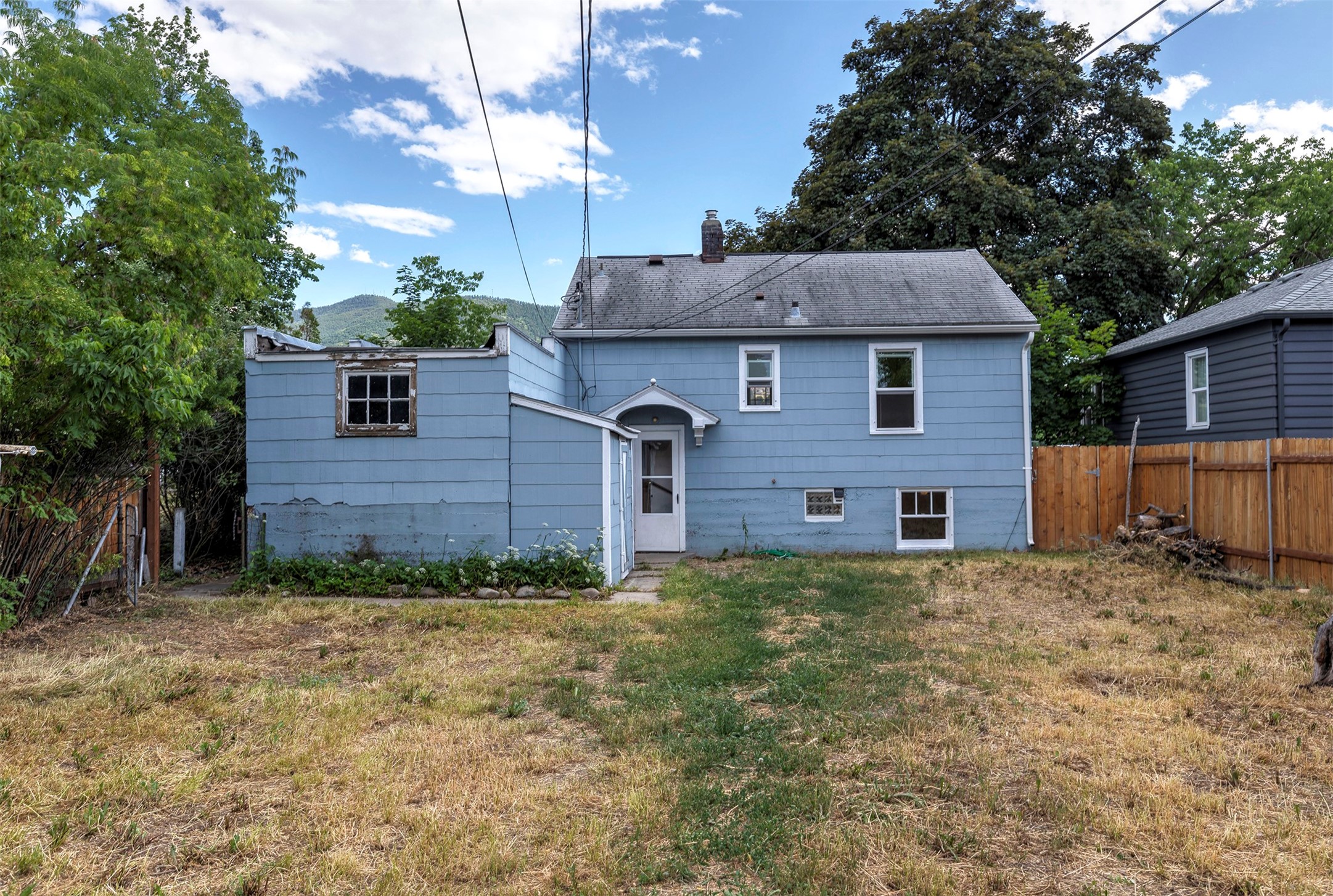 120 South Avenue E