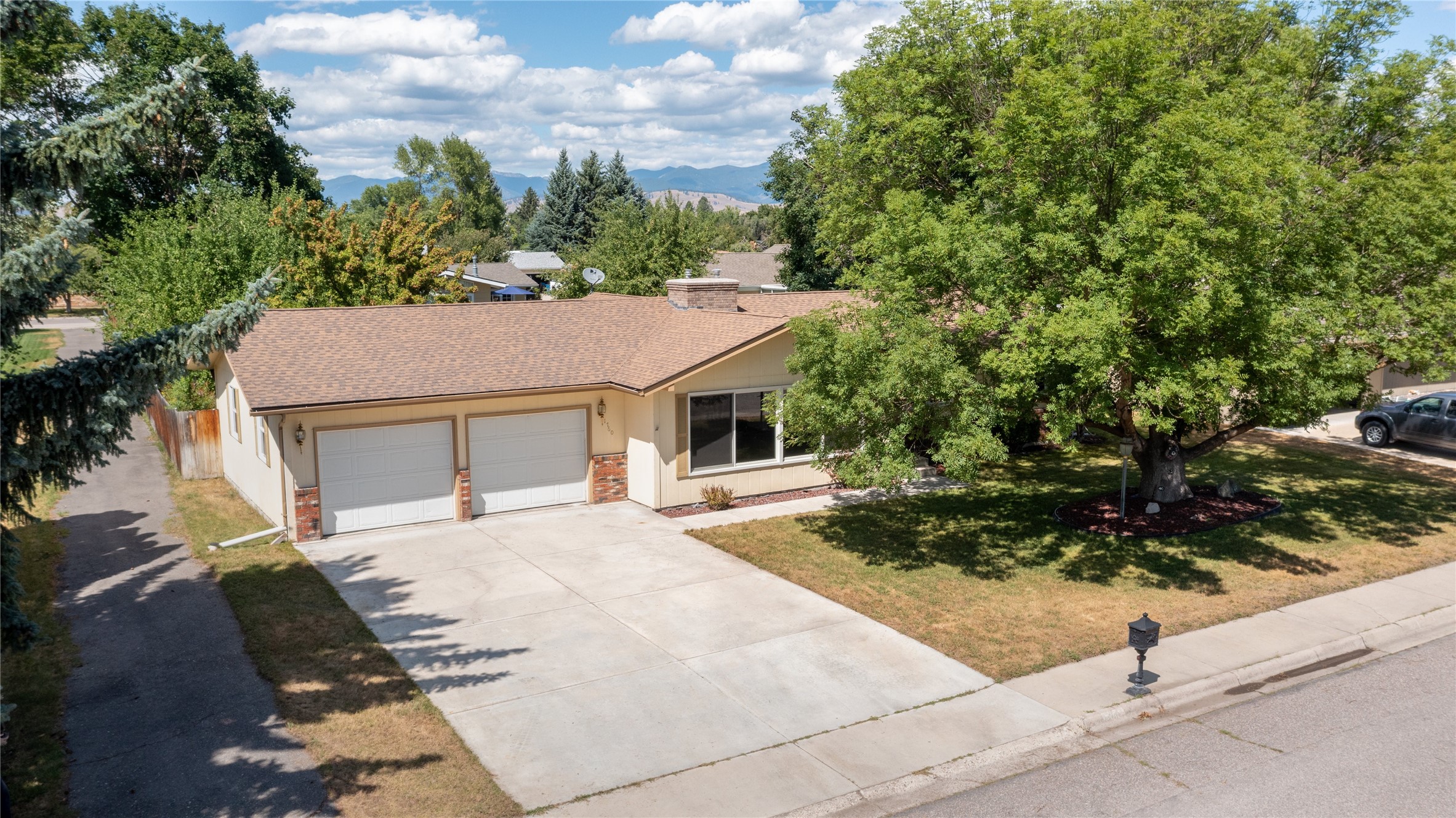 1760 Cyprus Court