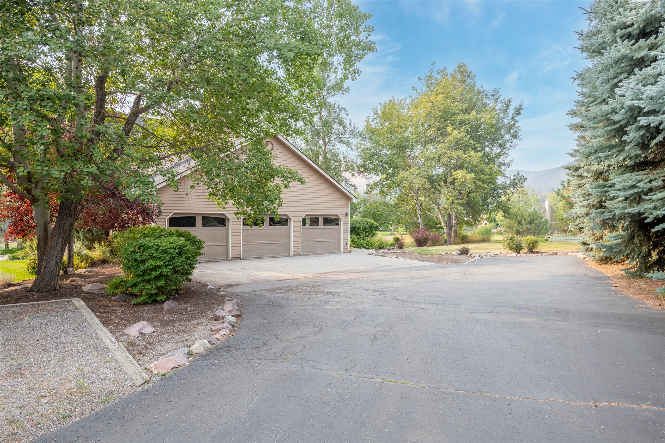 990 Rankin Road