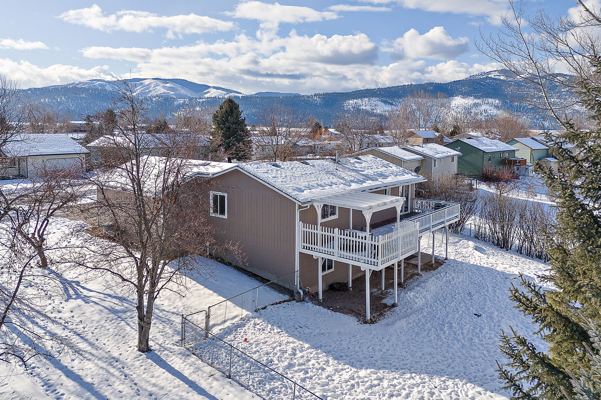 8860 Grouse Drive