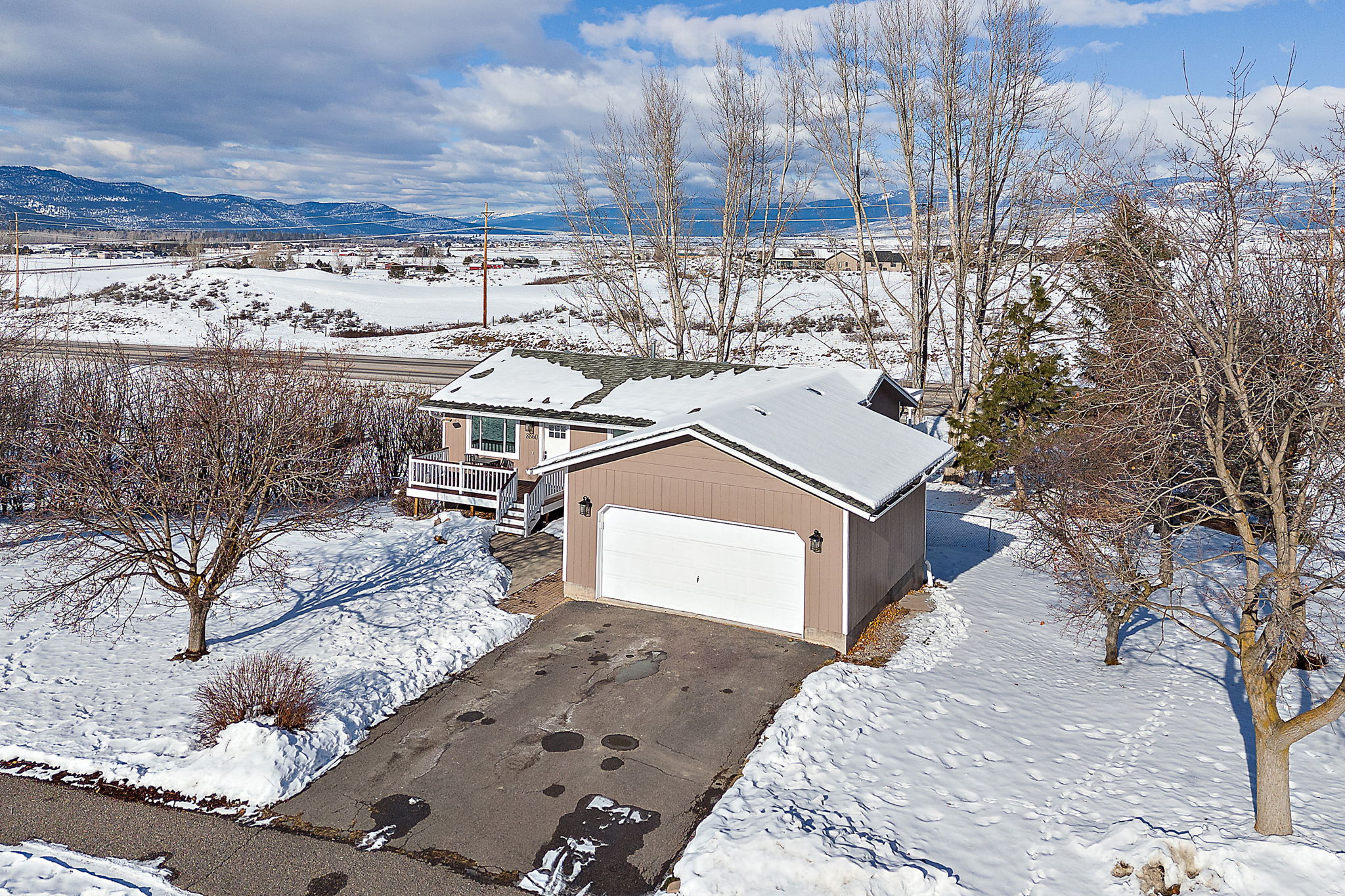 8860 Grouse Drive