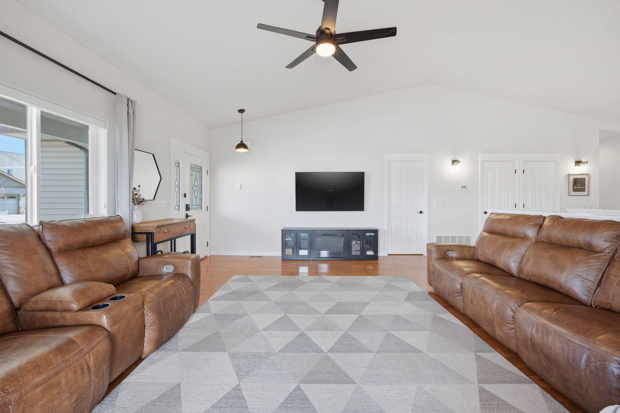 6001 Hobson Lane
