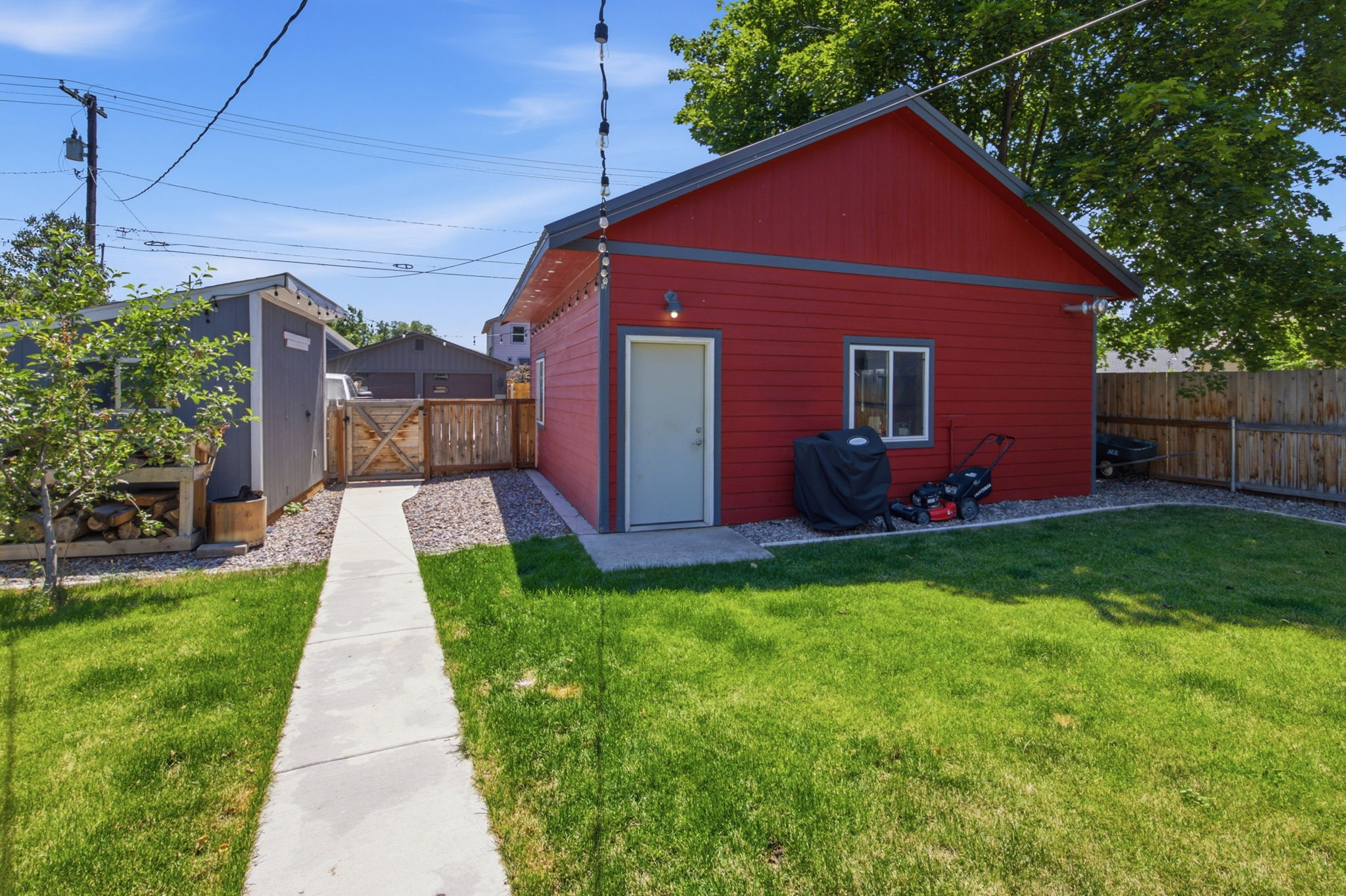 1711 S 13th Street W