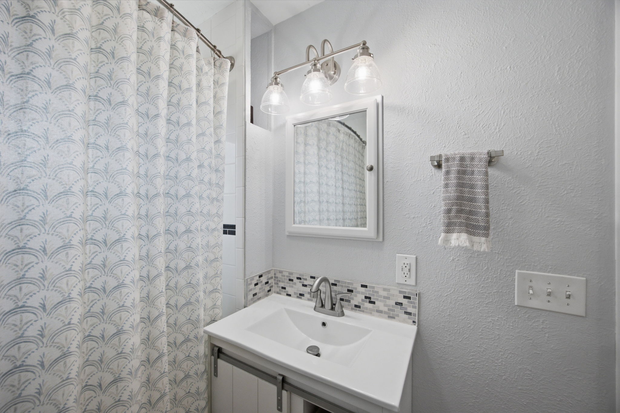 1711 S 13th Street W