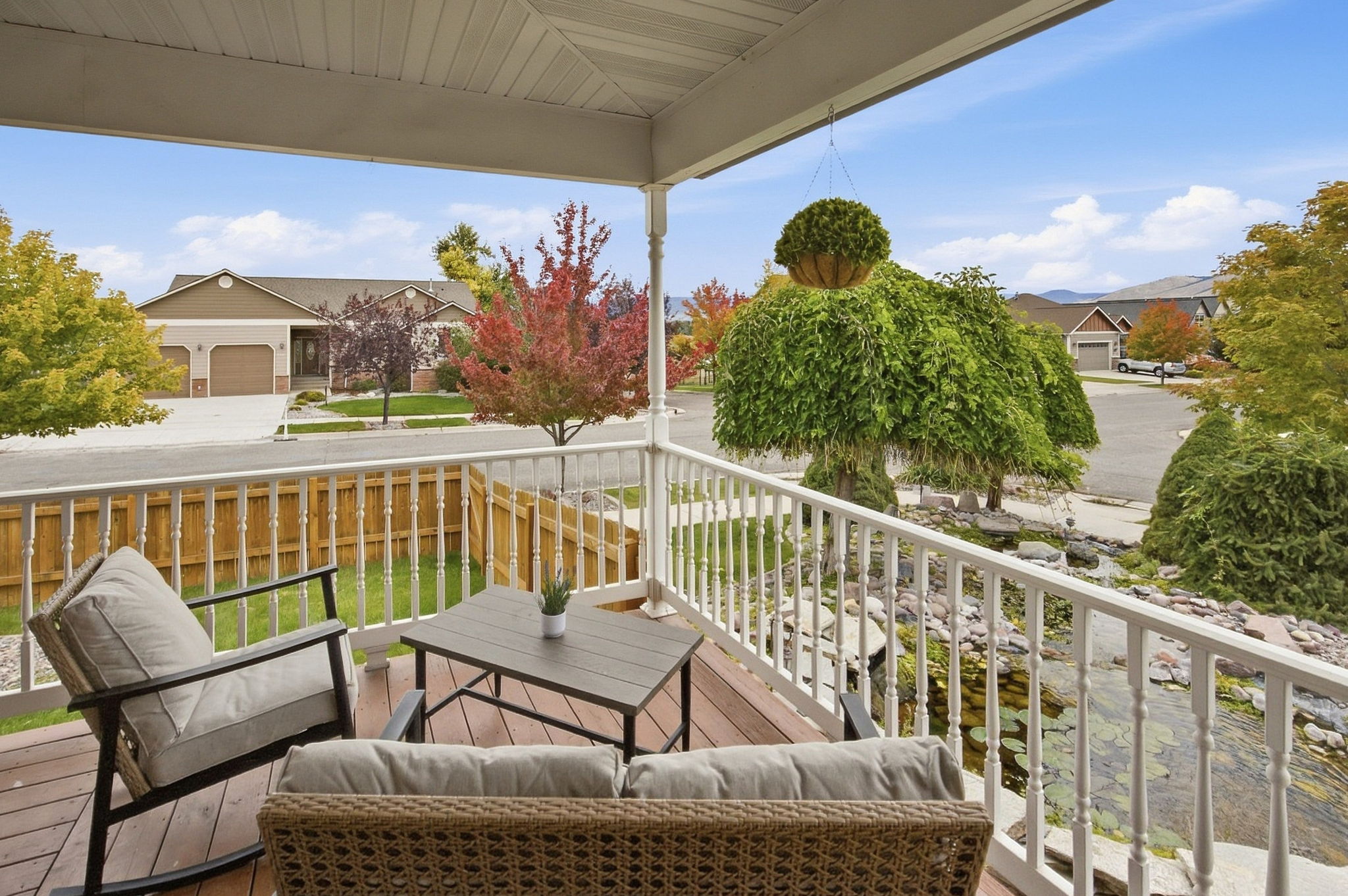 6001 Hobson Lane
