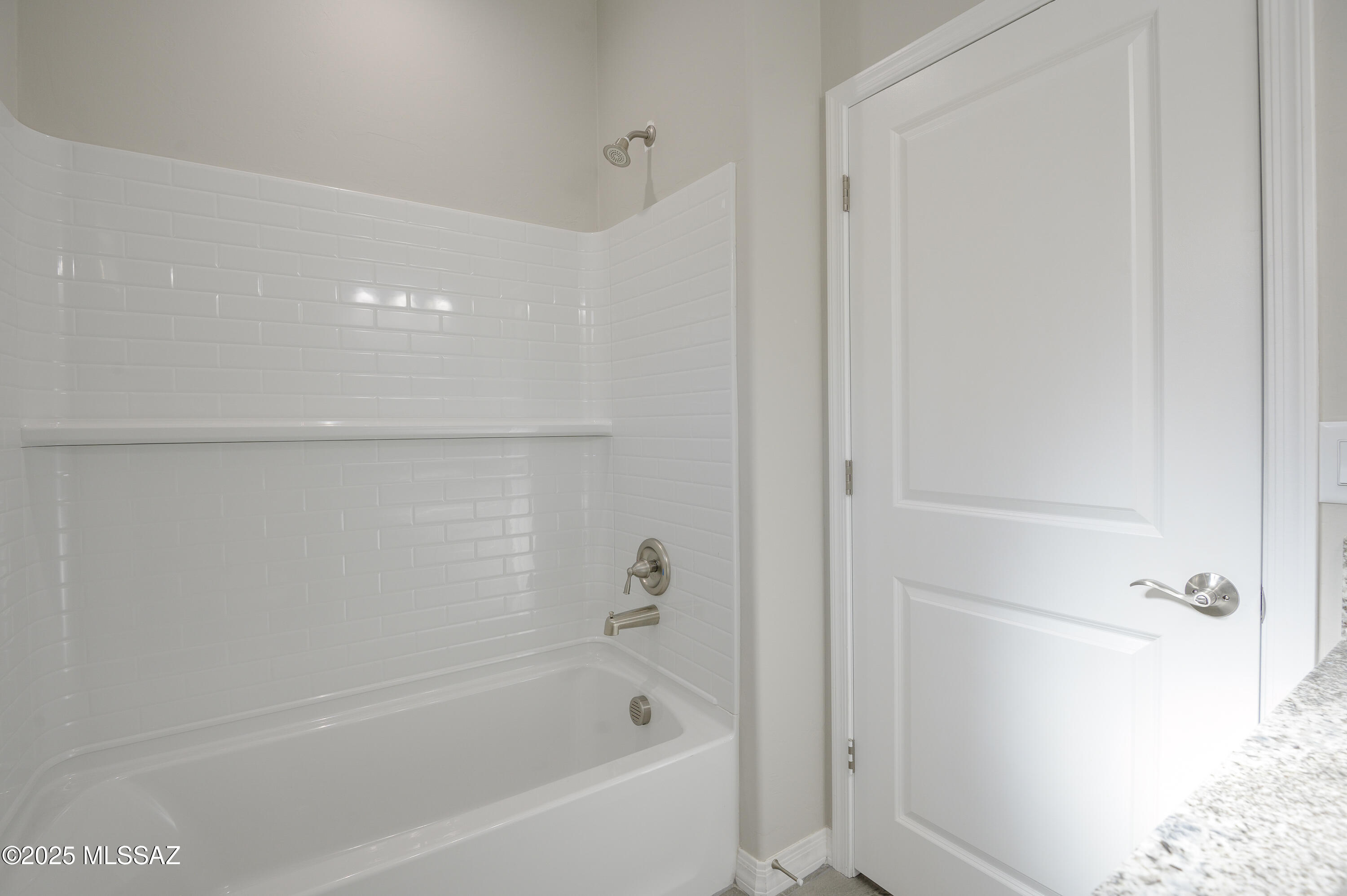 172 S Charleston Avenue