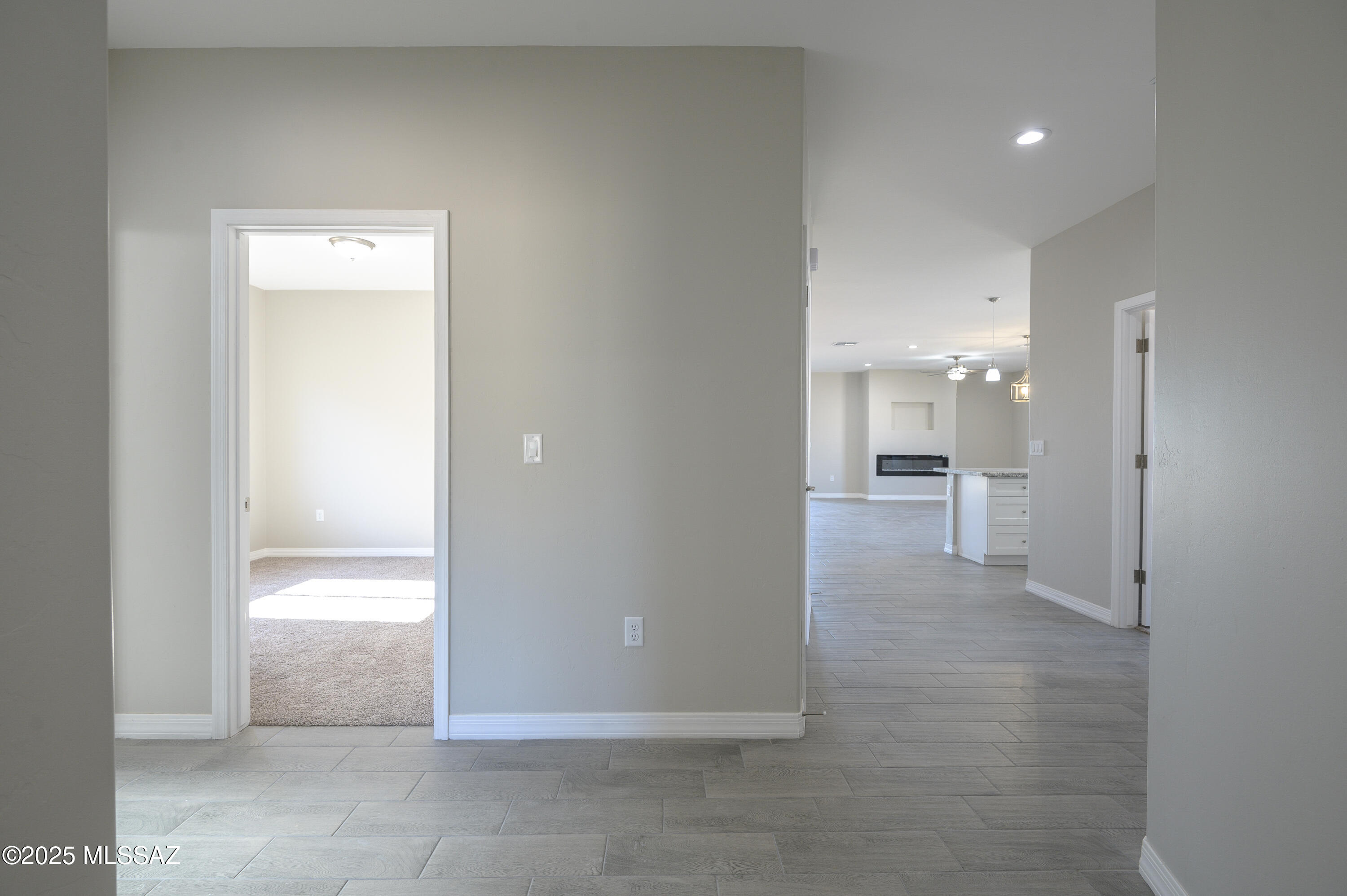 172 S Charleston Avenue