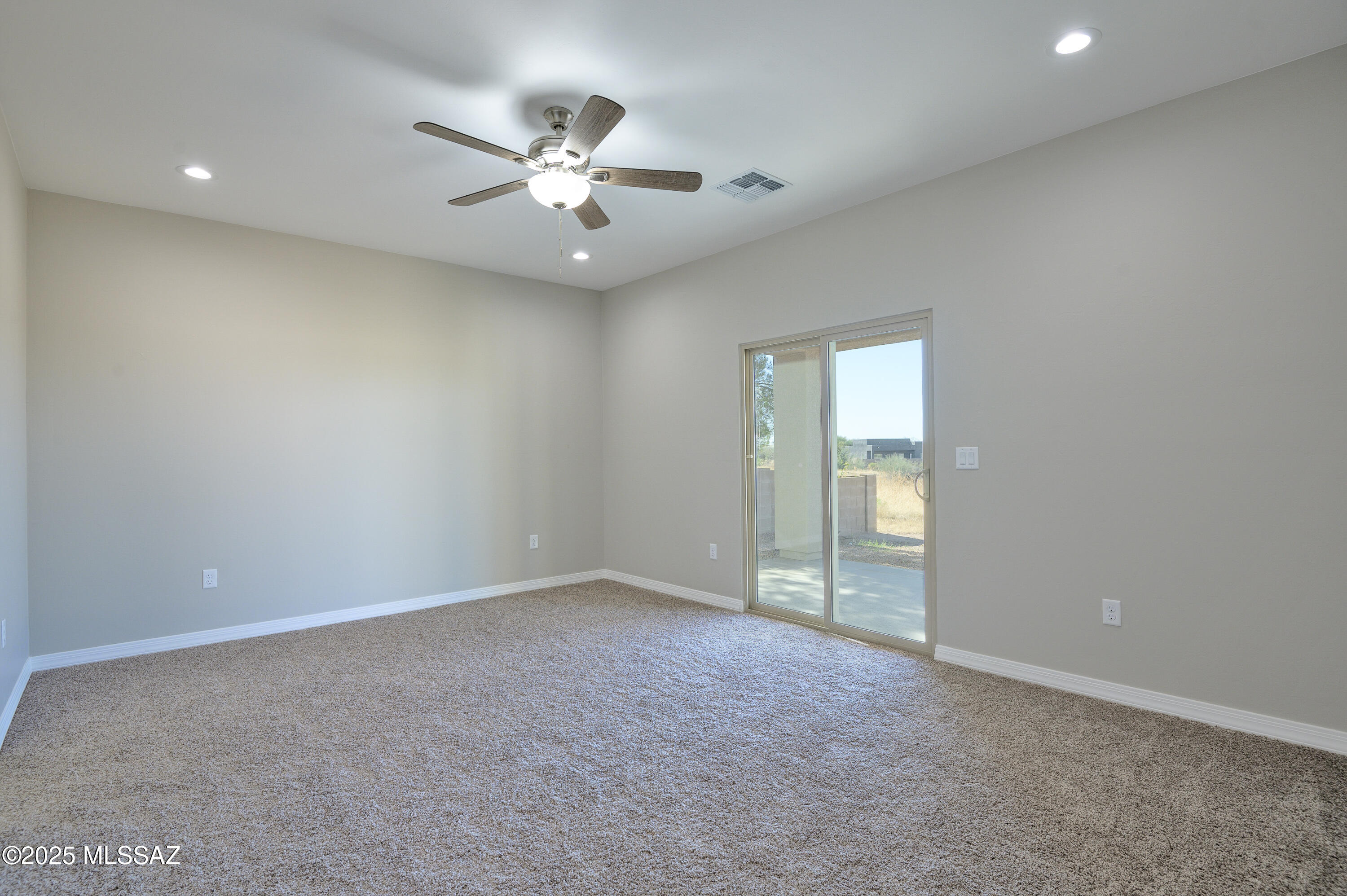 172 S Charleston Avenue