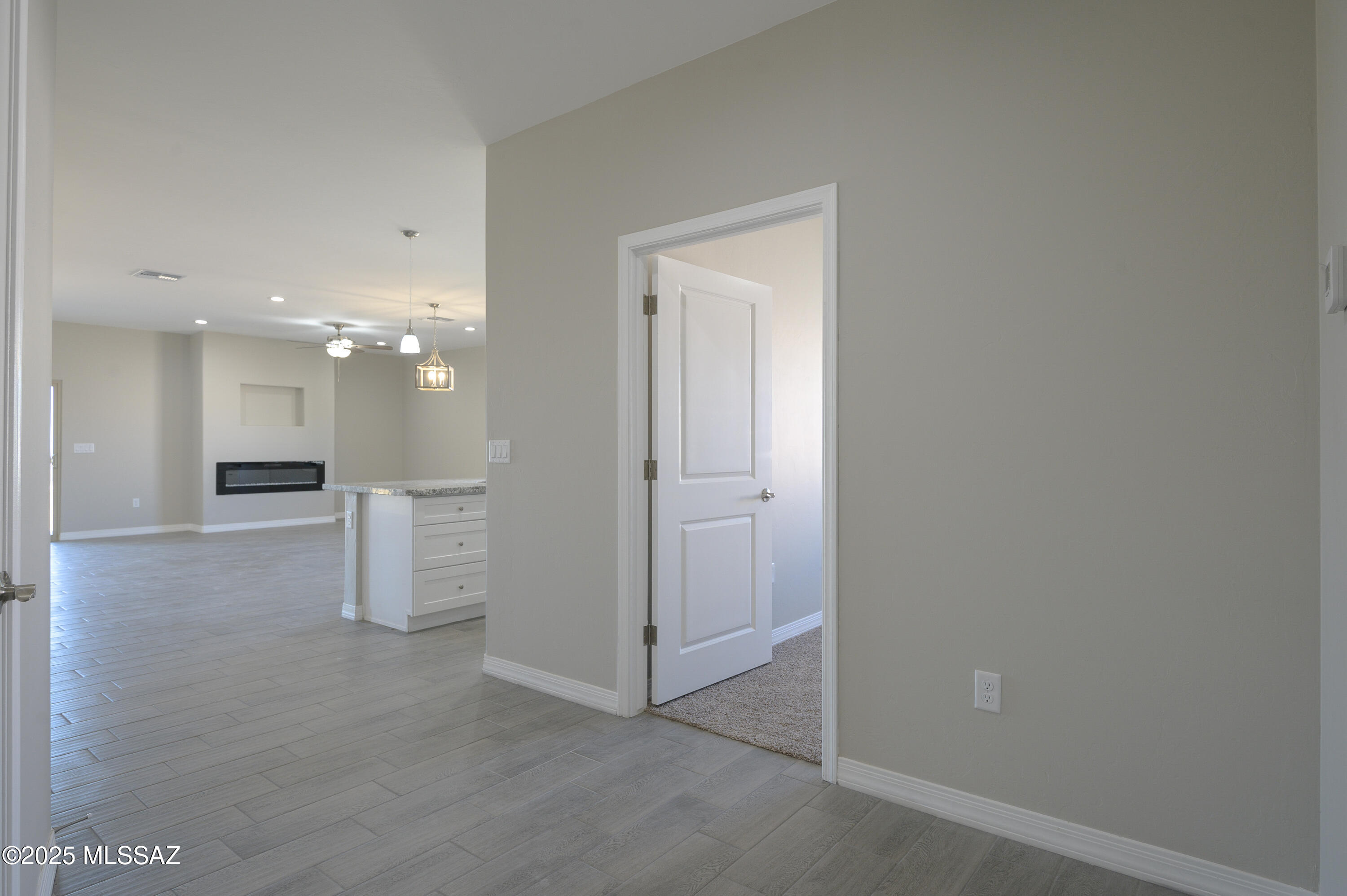 172 S Charleston Avenue