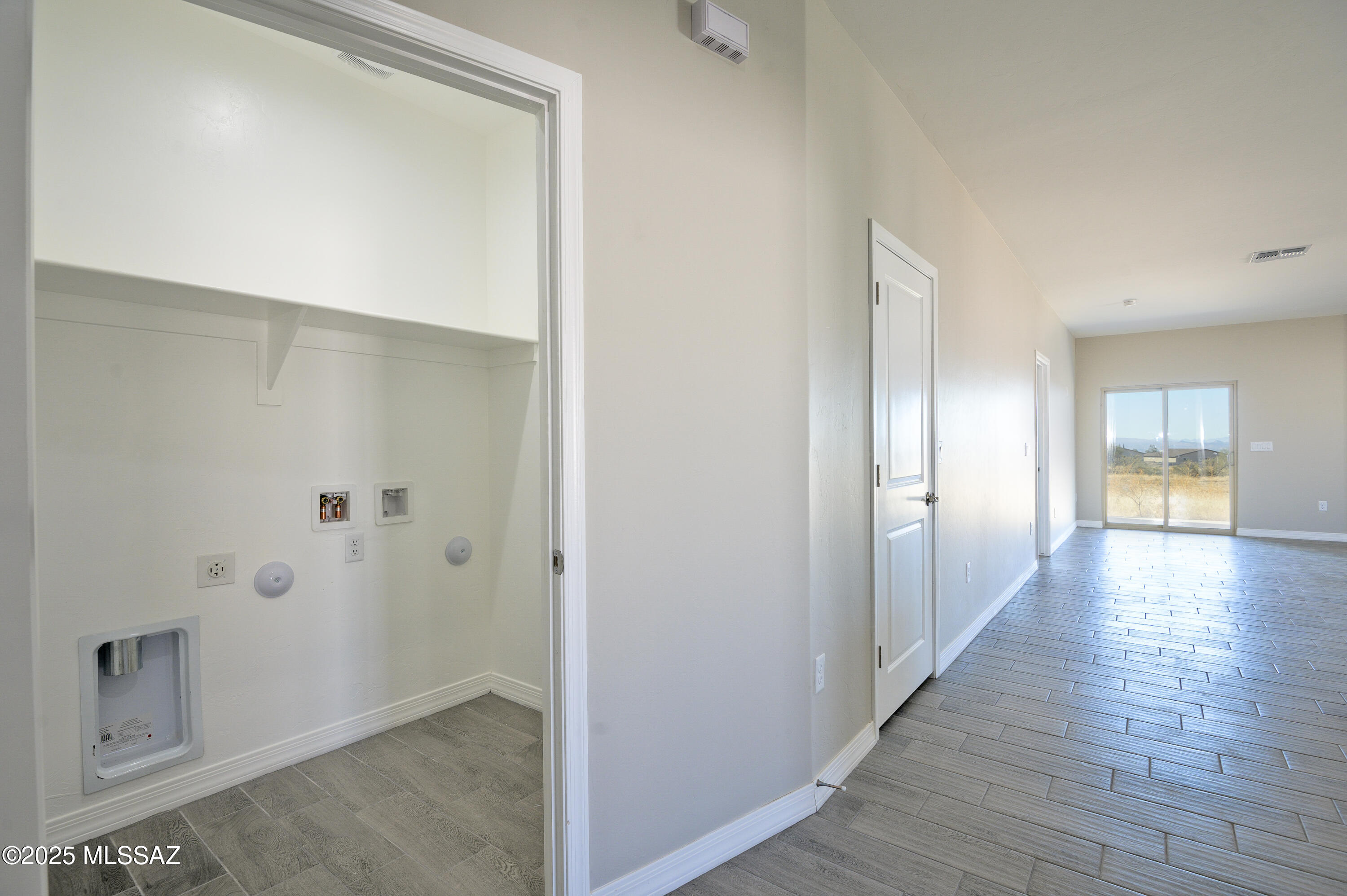 172 S Charleston Avenue