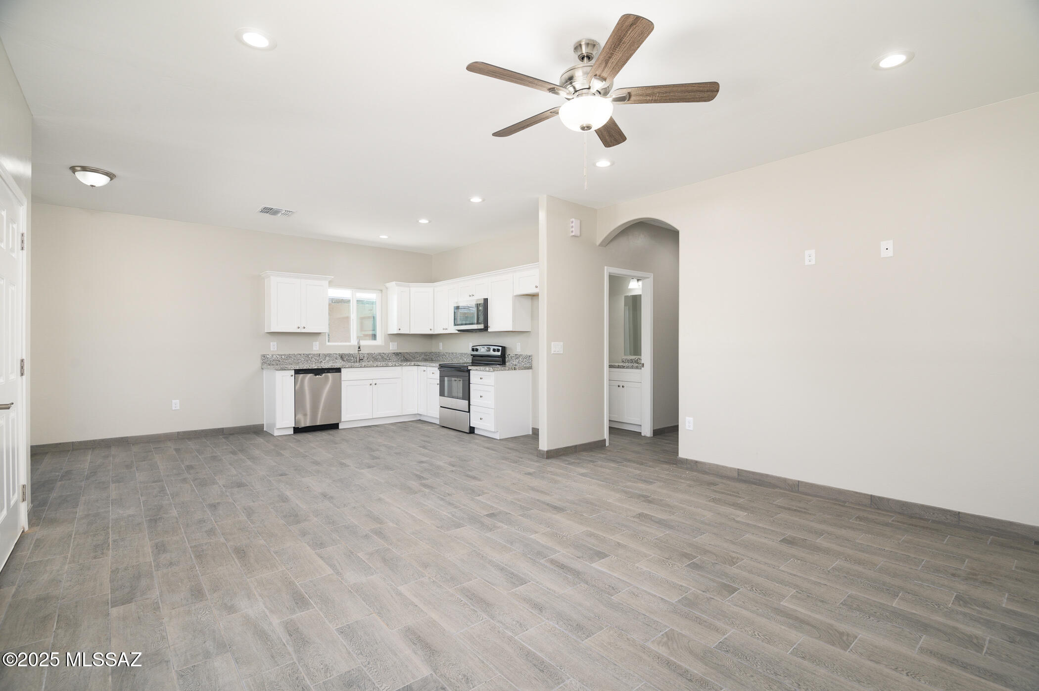 1224 N 13th Avenue