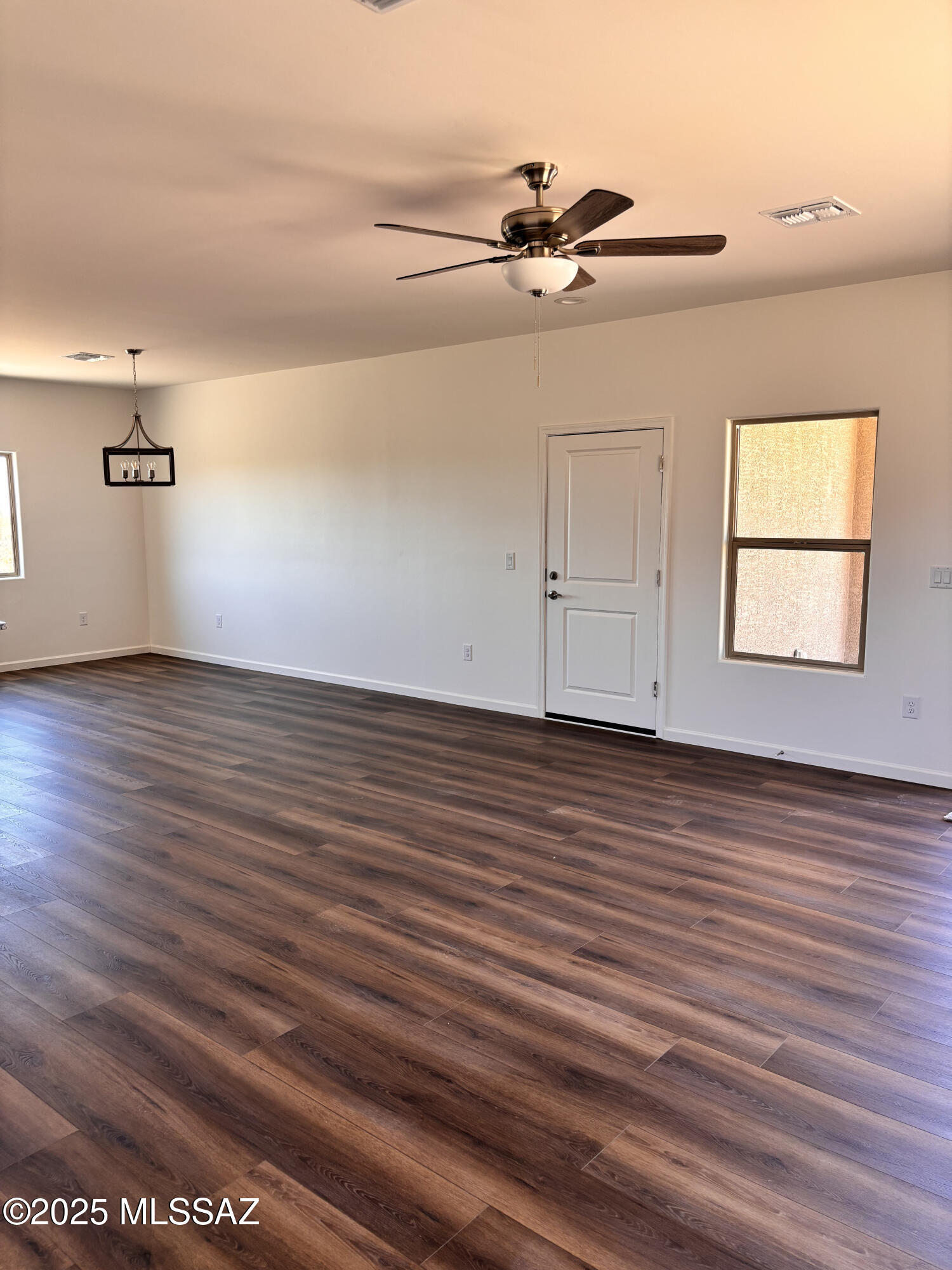 3152 E Andrada Road