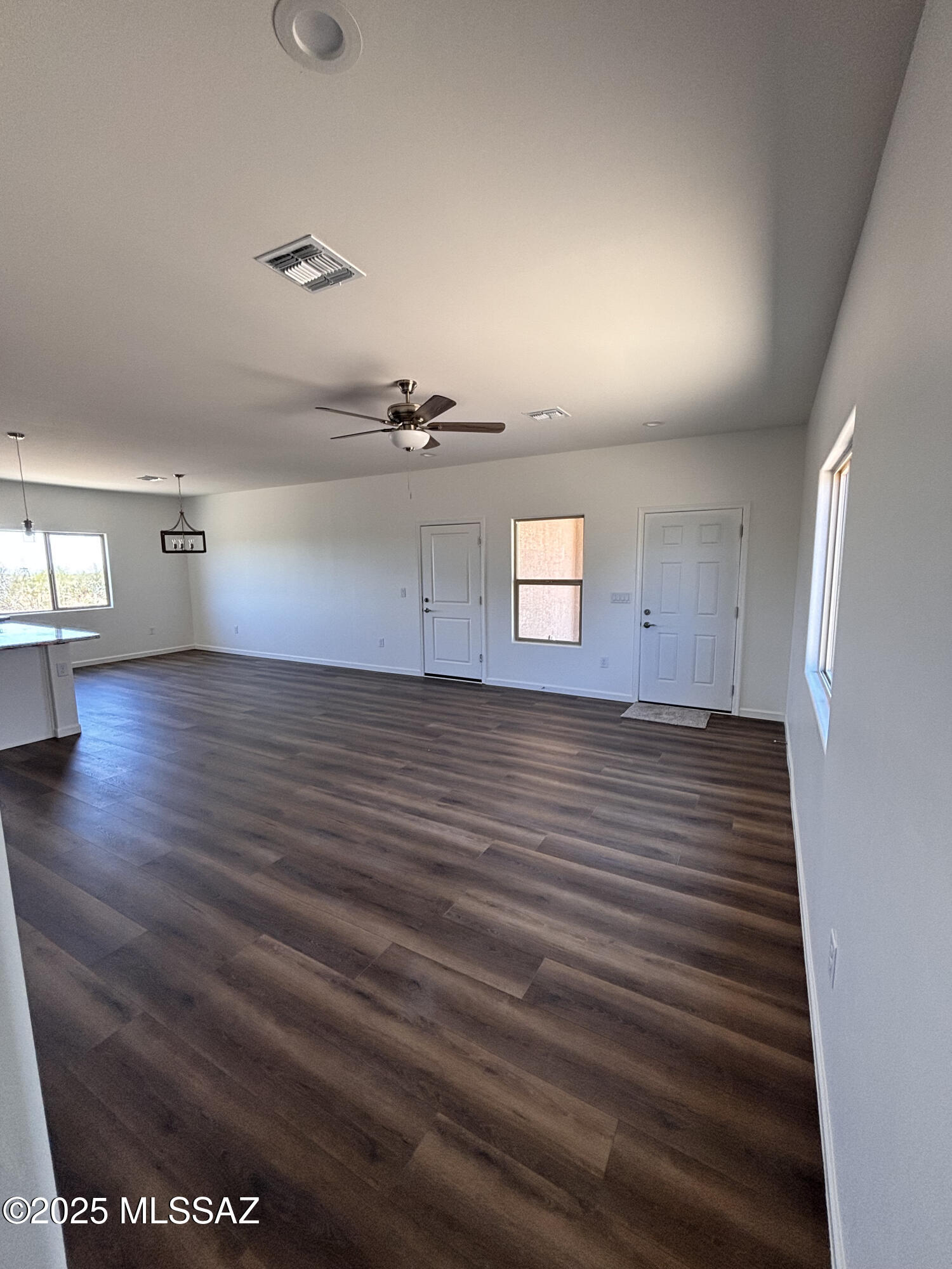3152 E Andrada Road