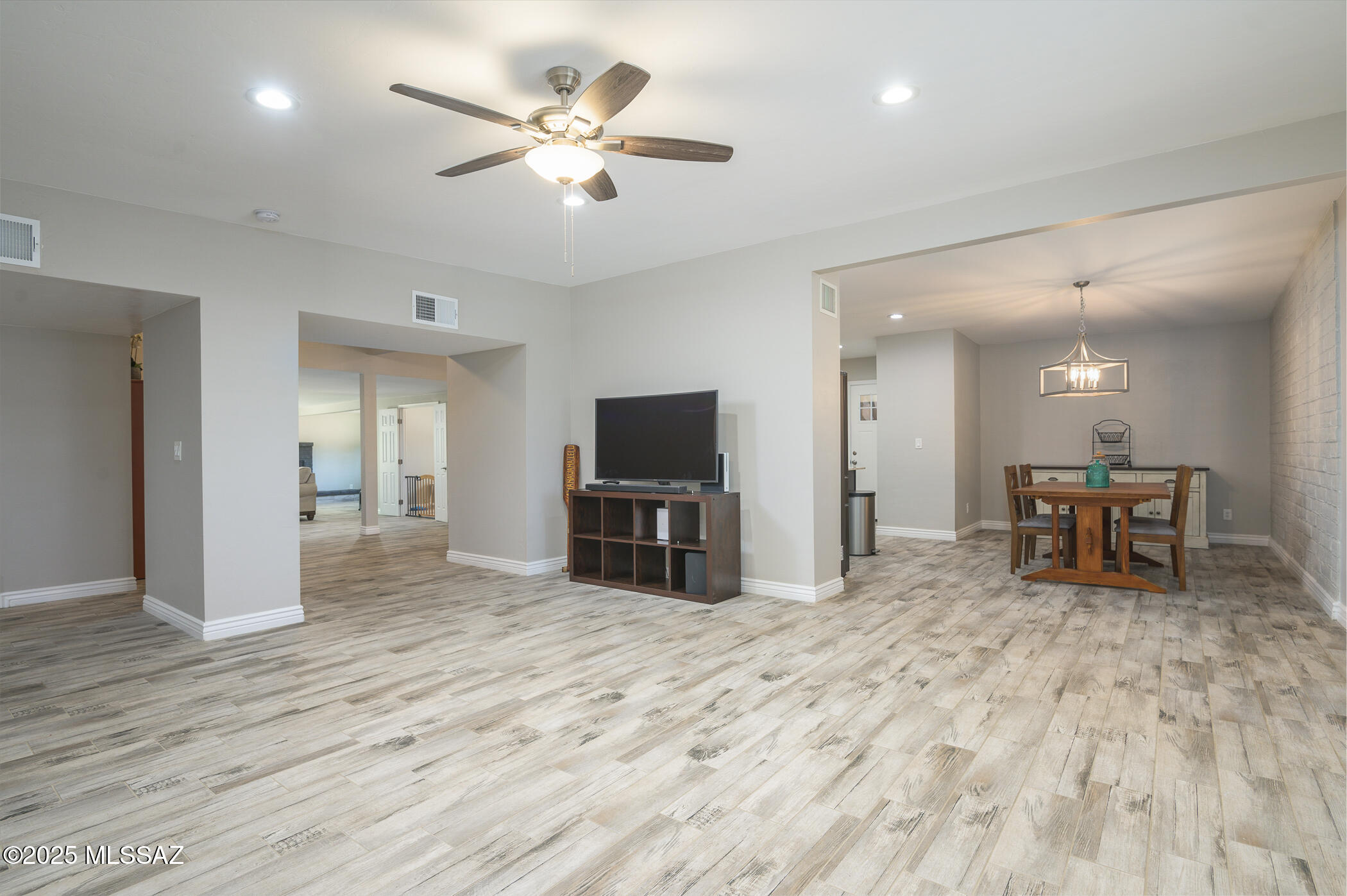8856 E Calle Playa