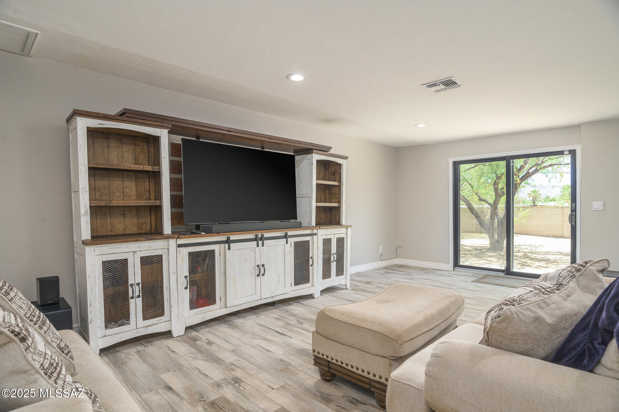 8856 E Calle Playa