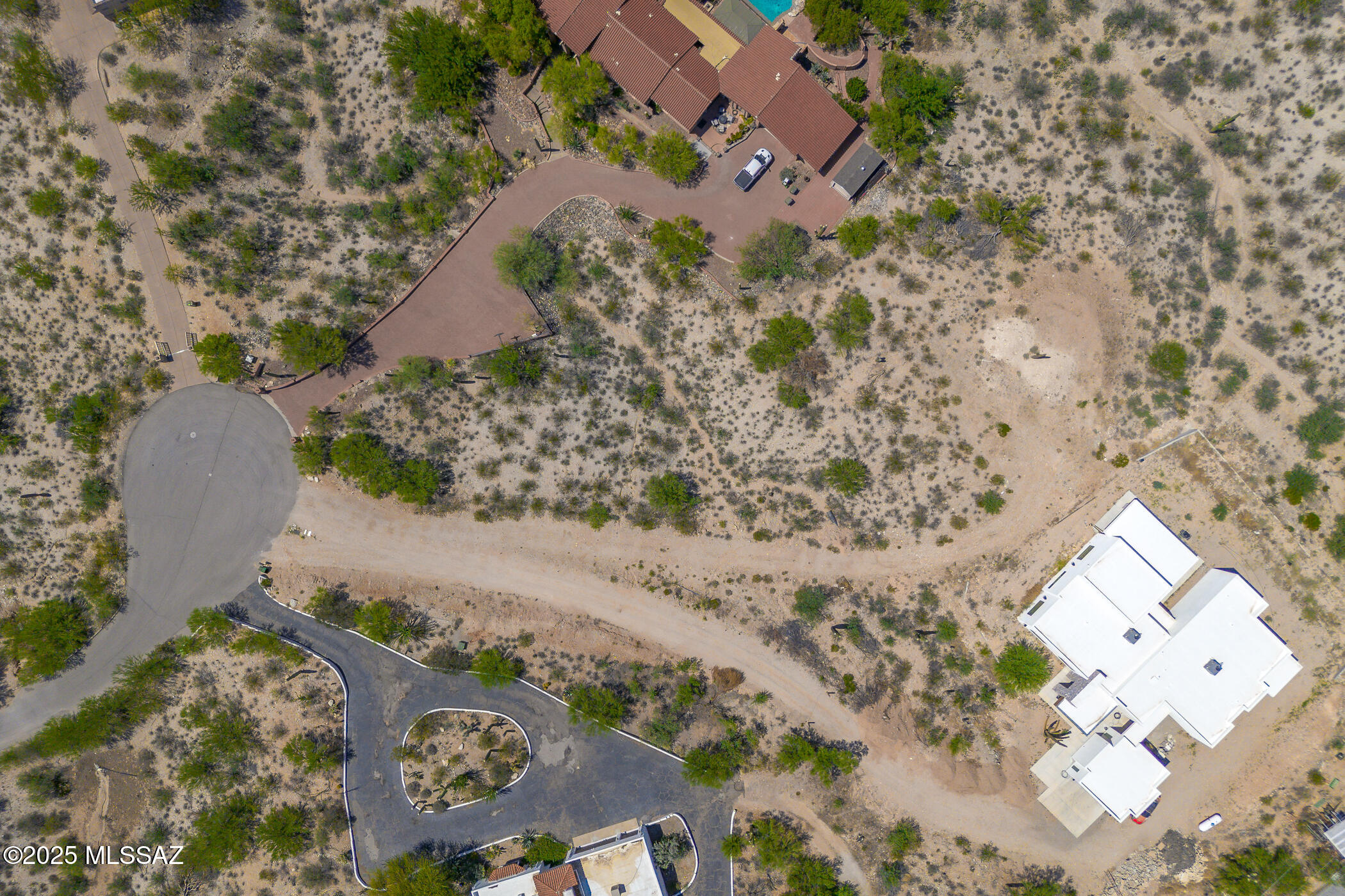 4657 E Coachlight Lane Unit: 13