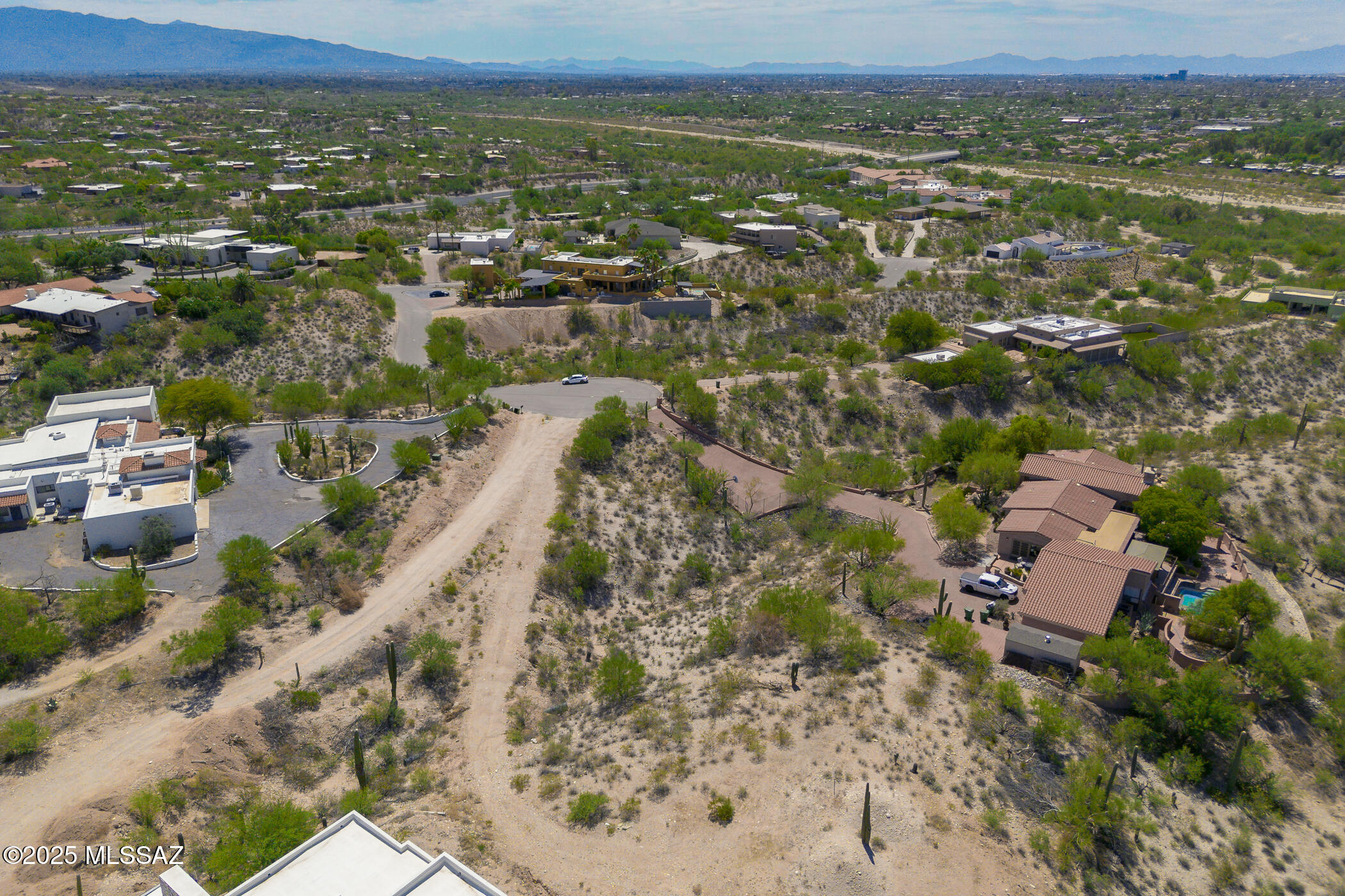 4657 E Coachlight Lane Unit: 13