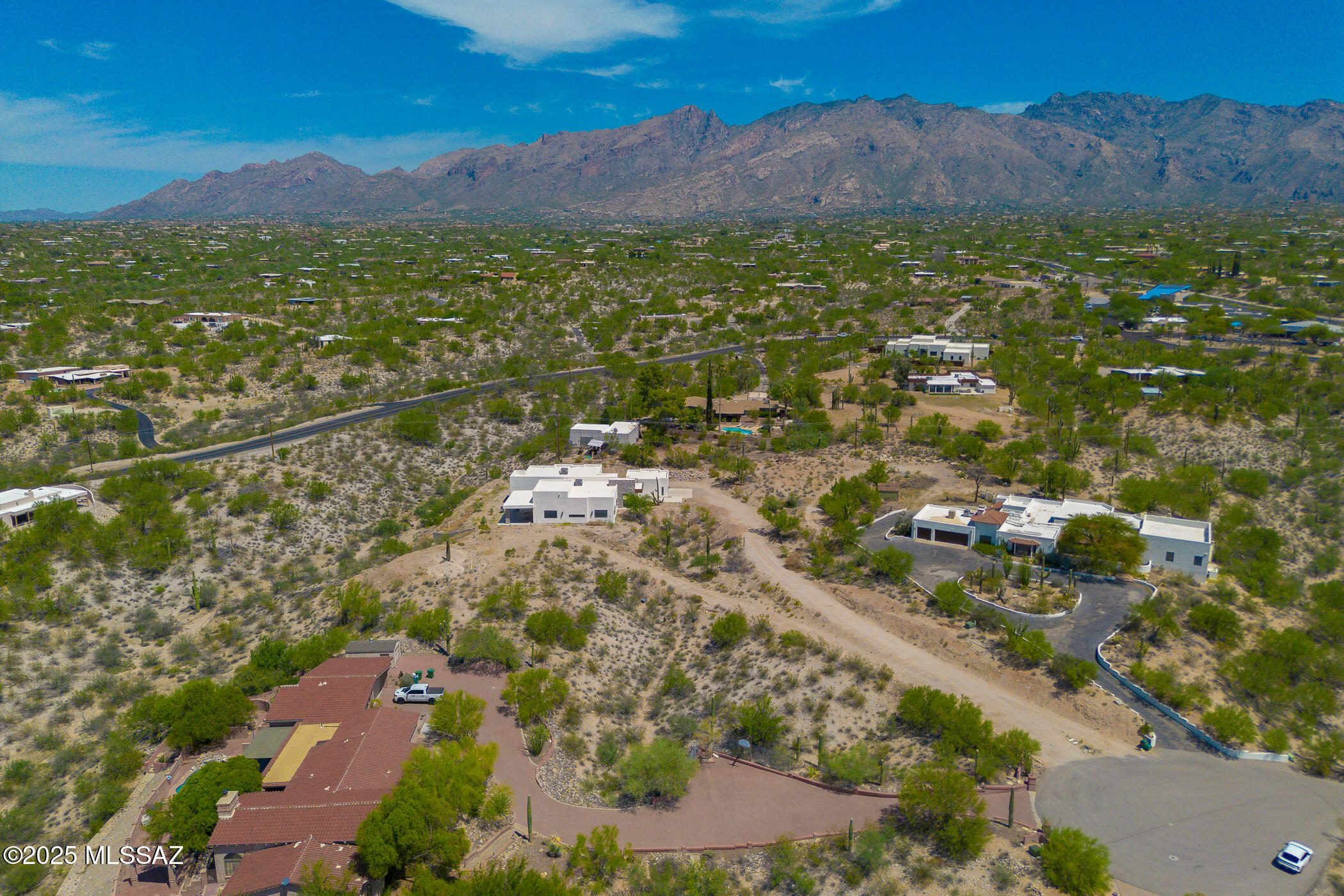 4657 E Coachlight Lane Unit: 13