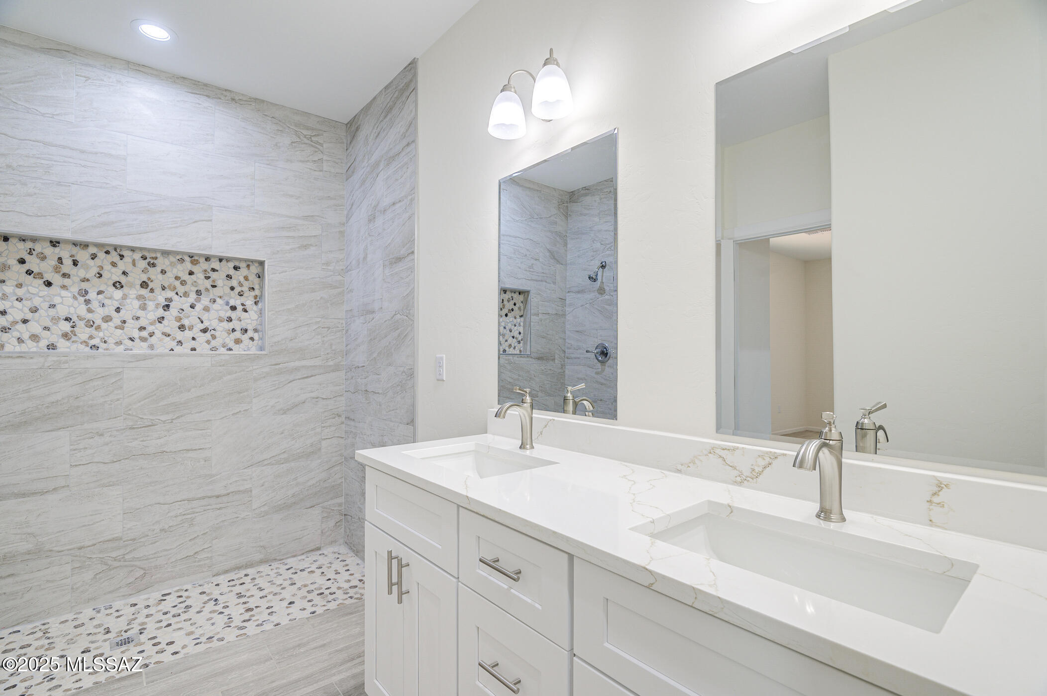 218 S Atlanta Street