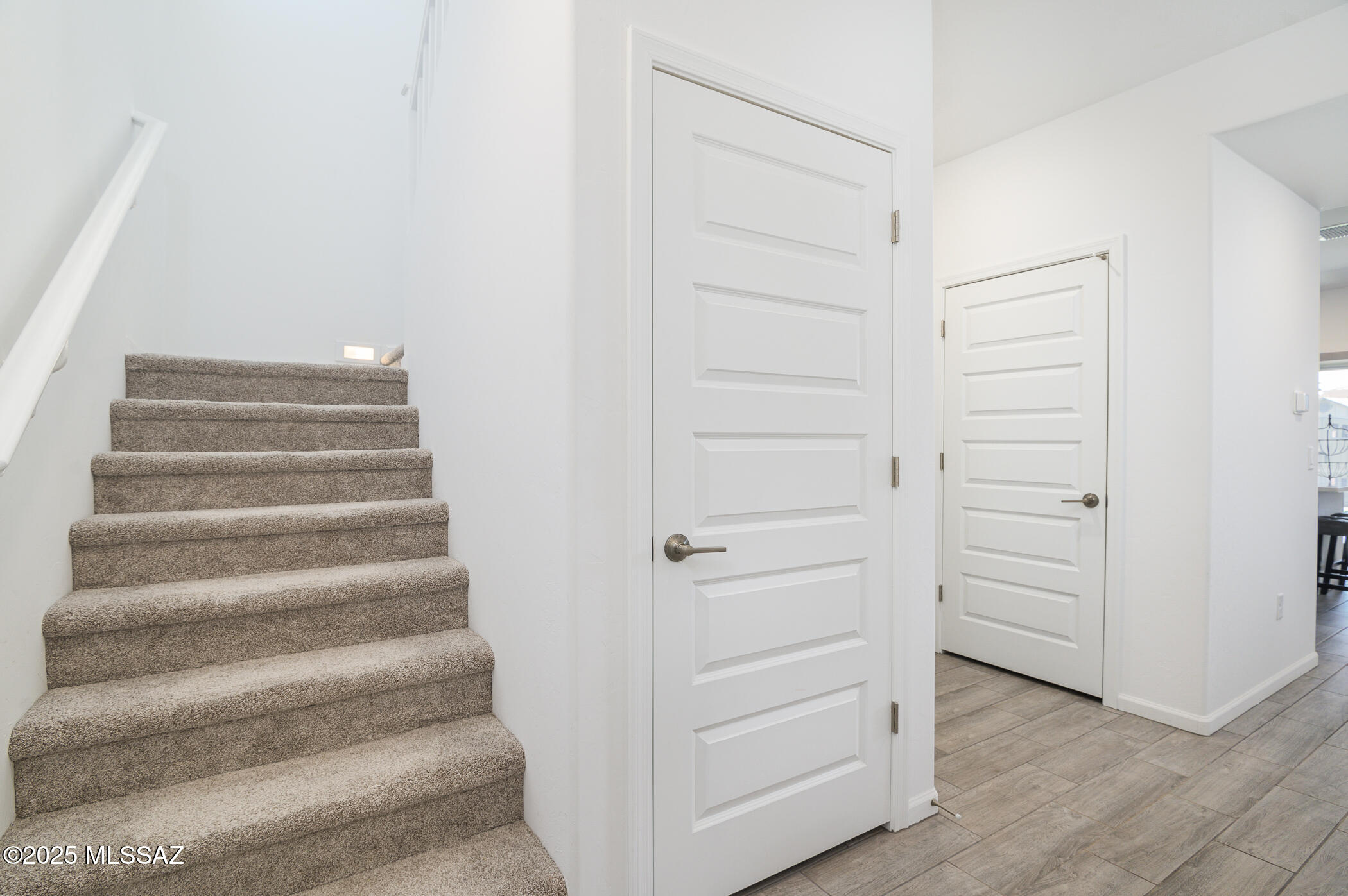 7121 W Vineridge Drive