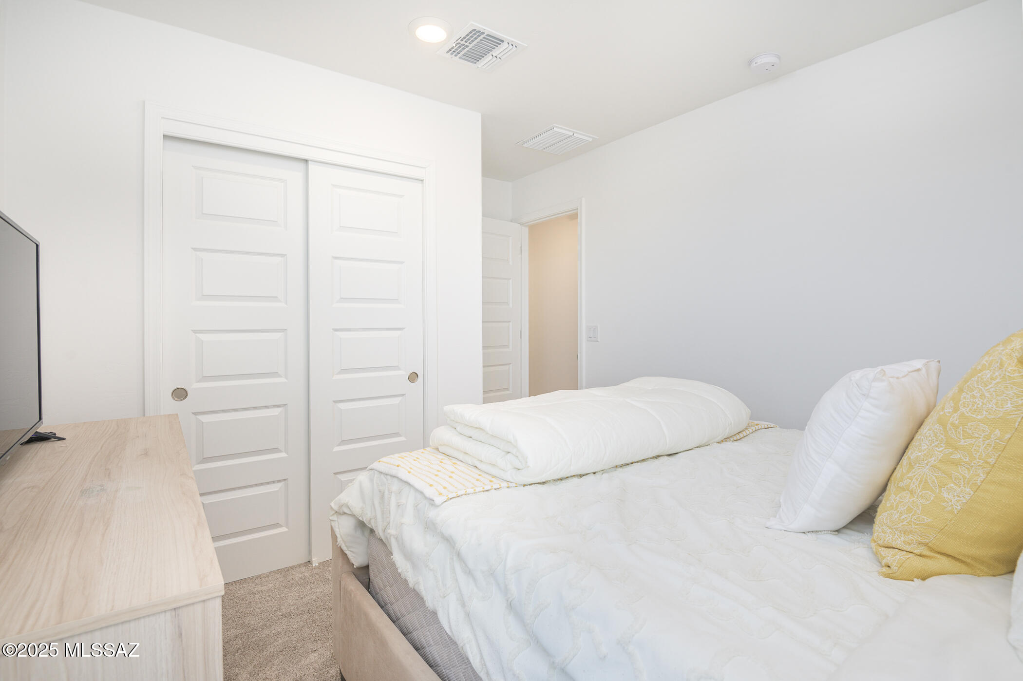 7121 W Vineridge Drive