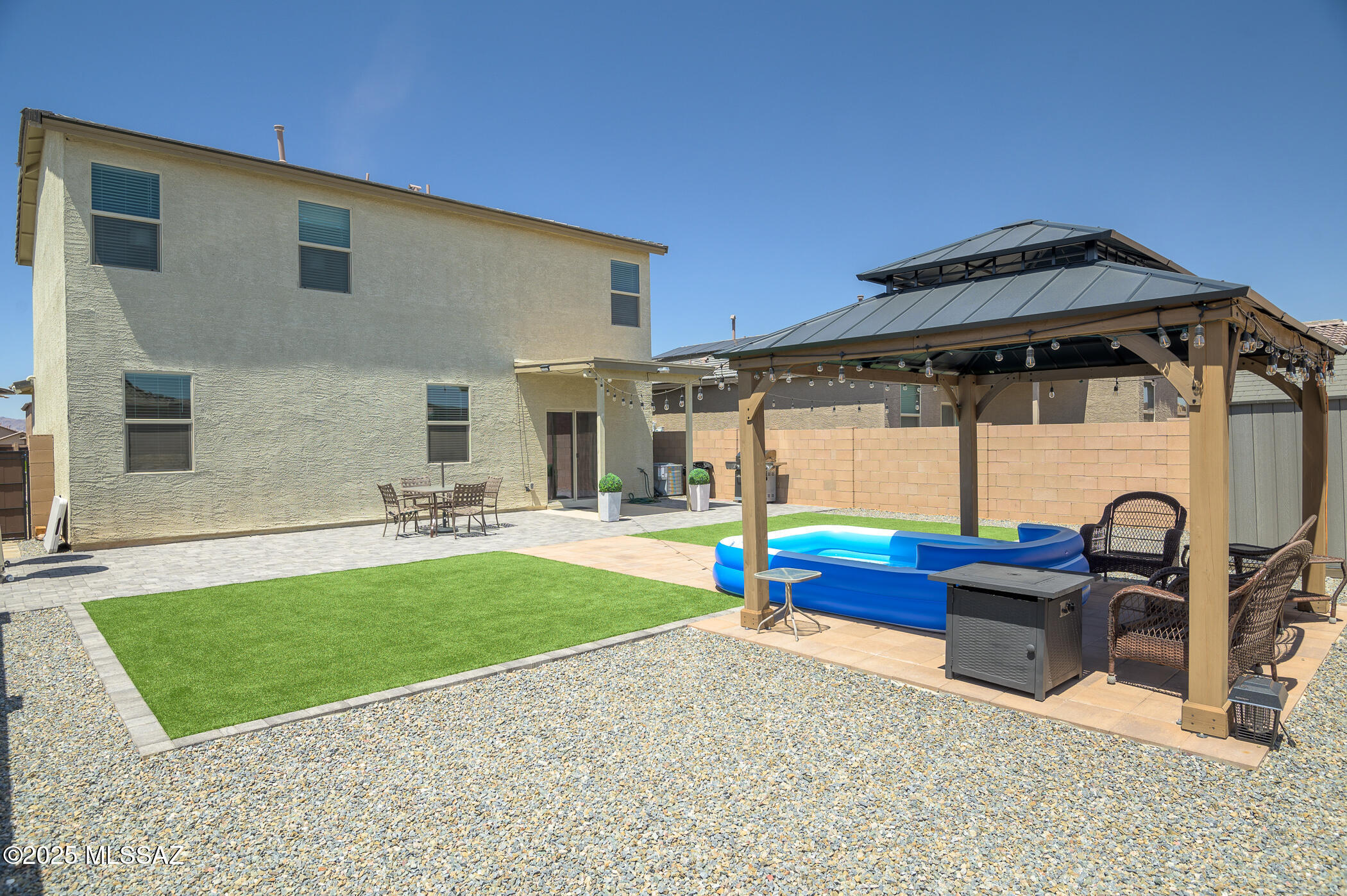 7121 W Vineridge Drive