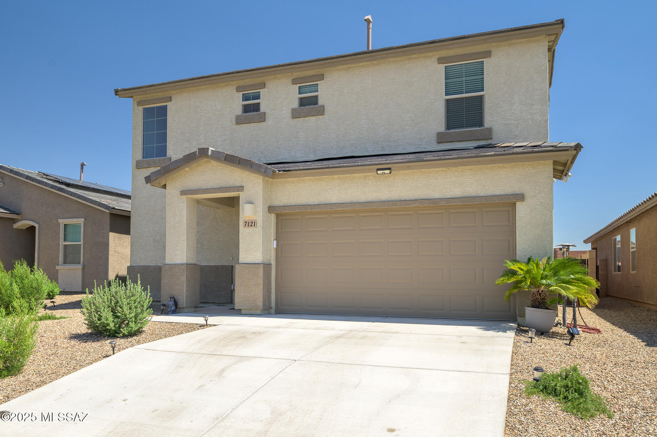 7121 W Vineridge Drive