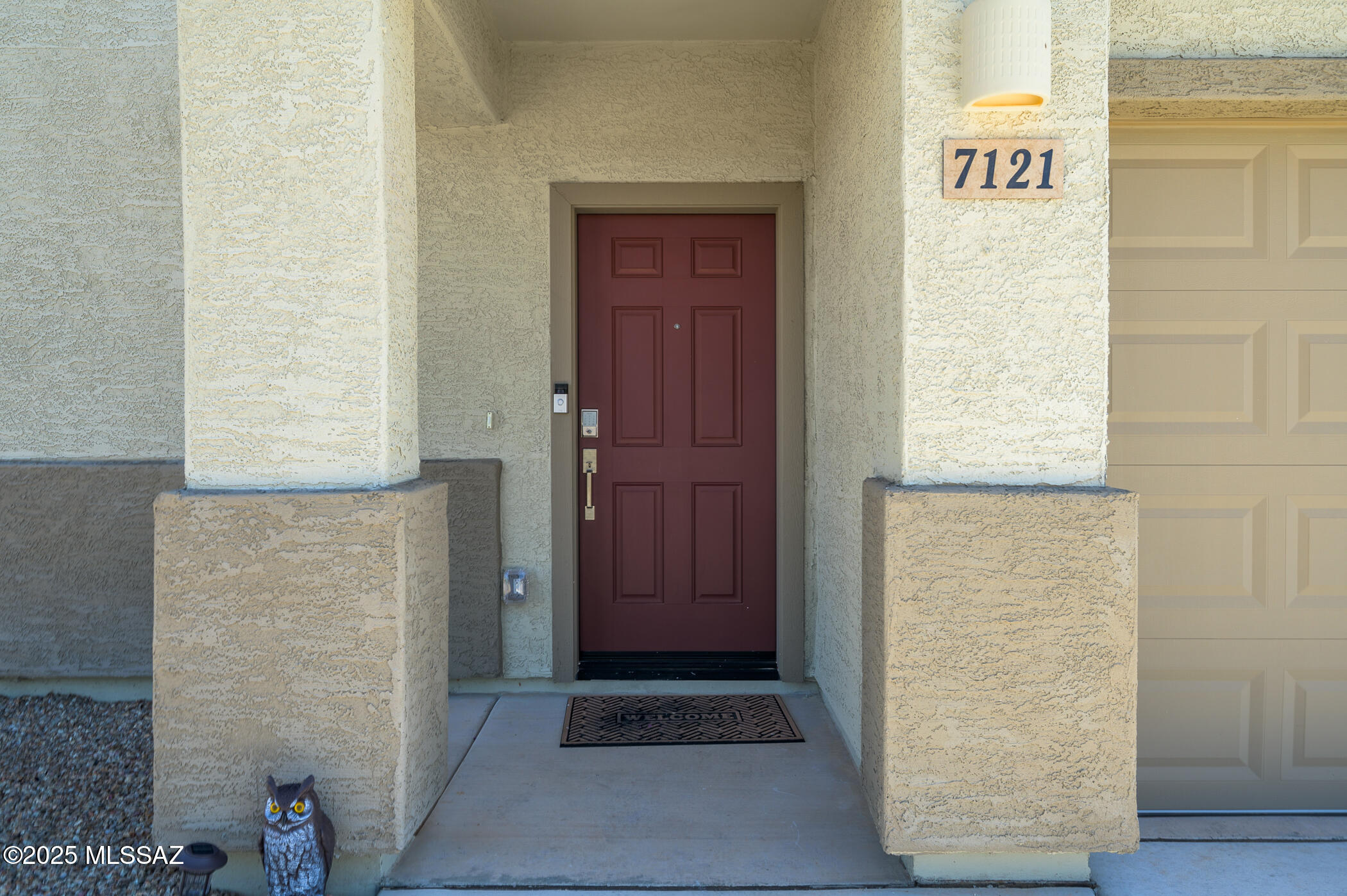 7121 W Vineridge Drive